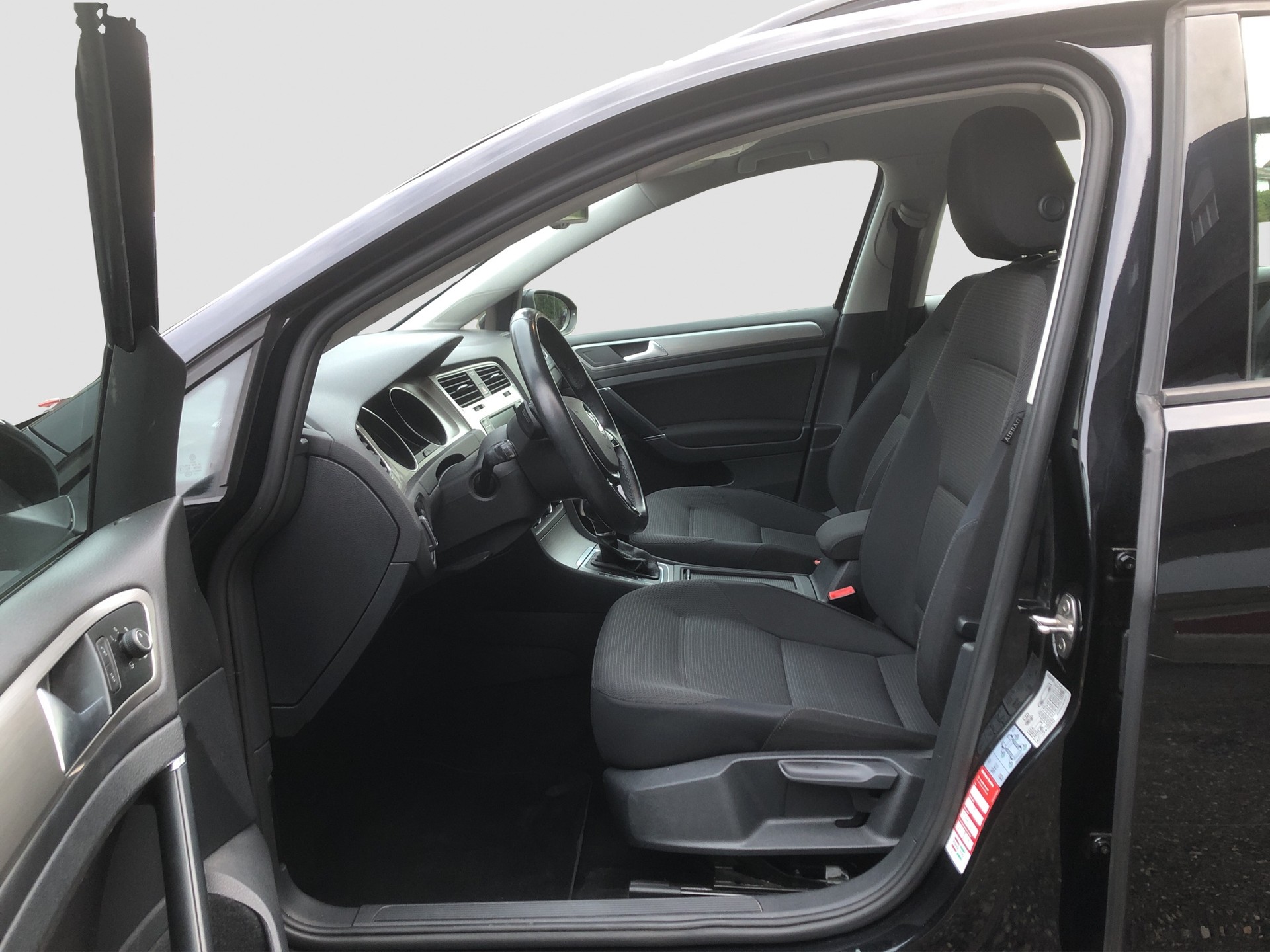 VW Golf Variant 2.0 TDI Highline DSG-image-8