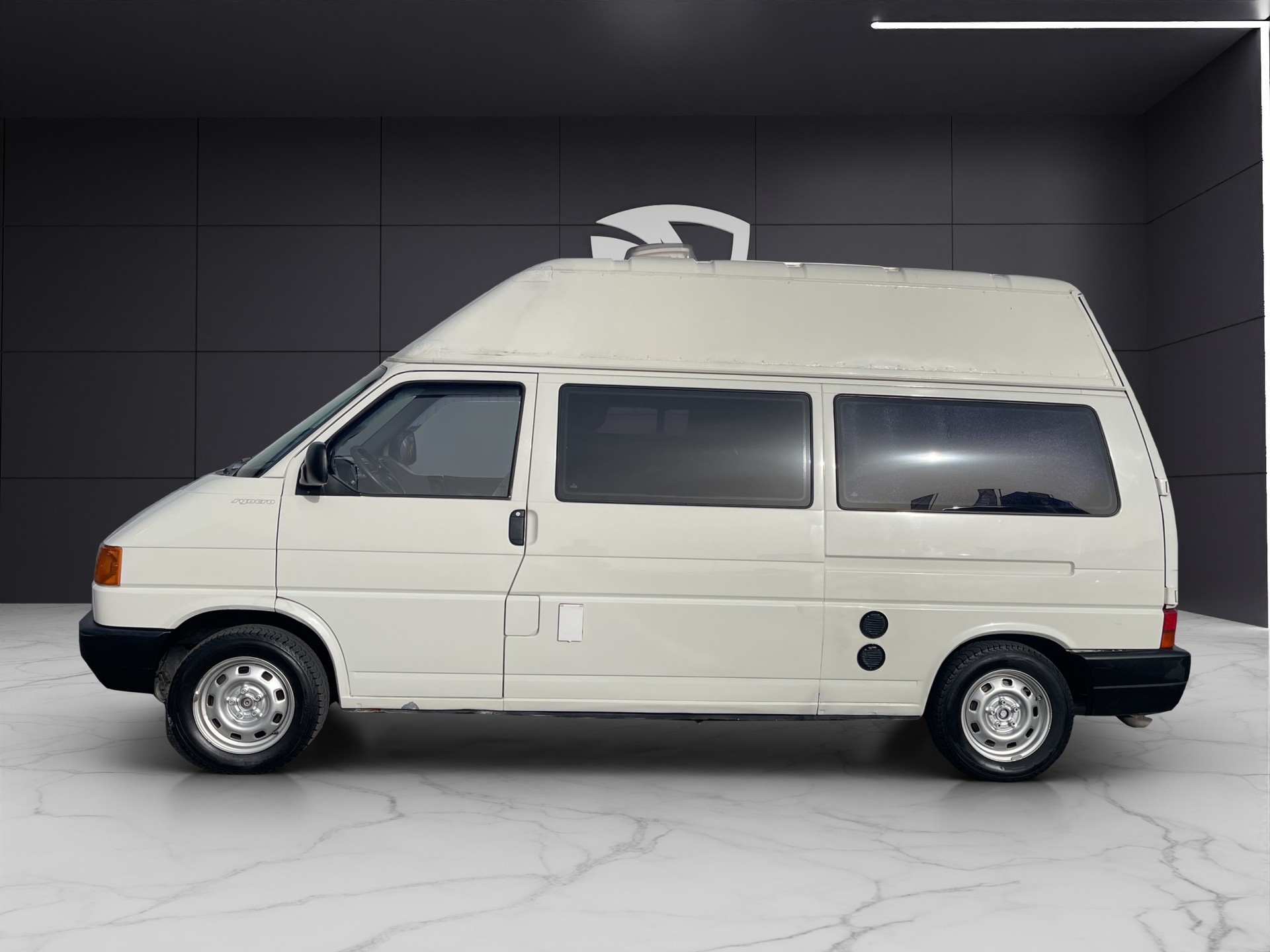 VW Syncro-showroom-element-2