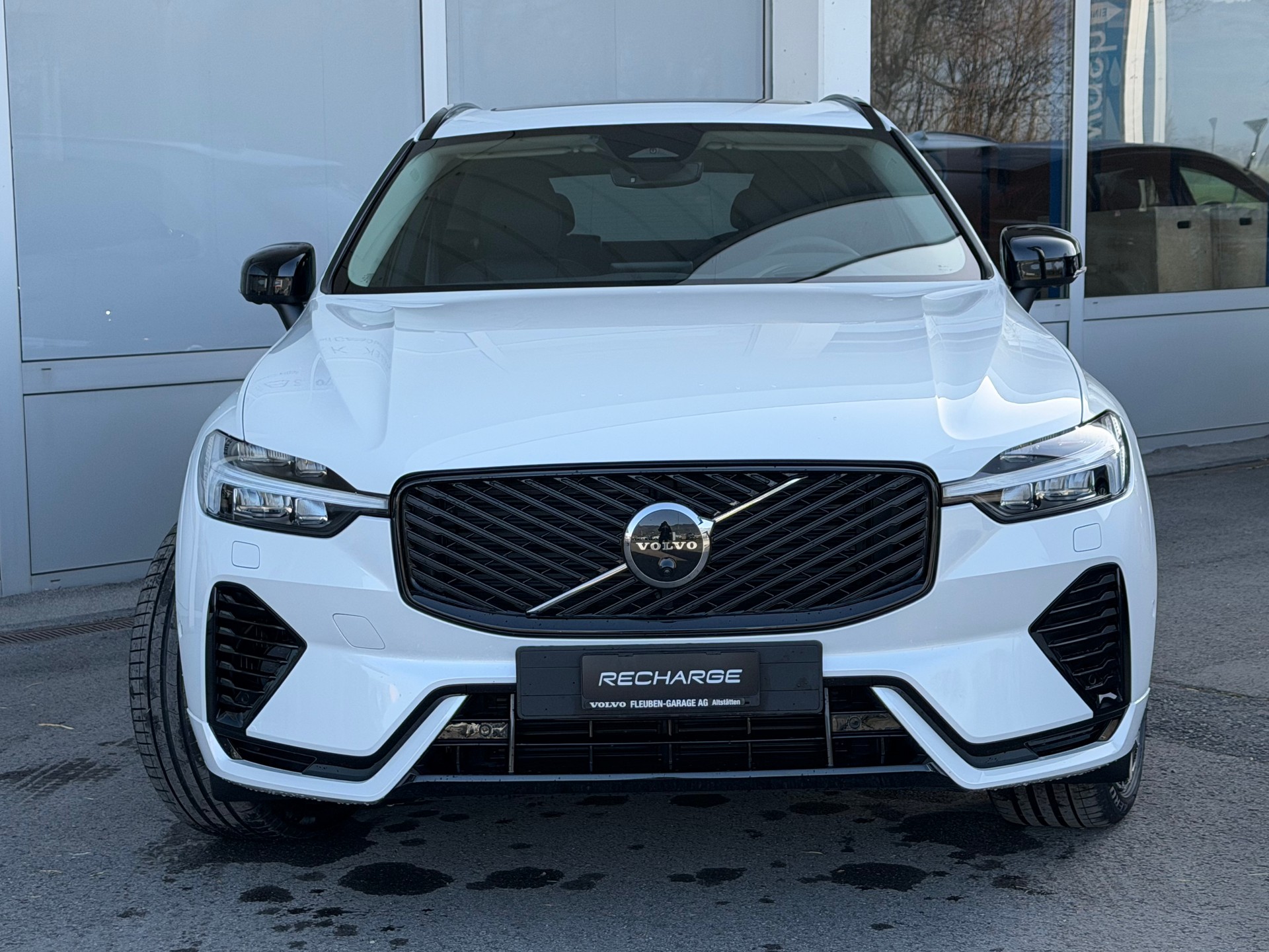 VOLVO XC60 T8 eAWD PluginHybrid Ultra Dark Geartronic-image-24
