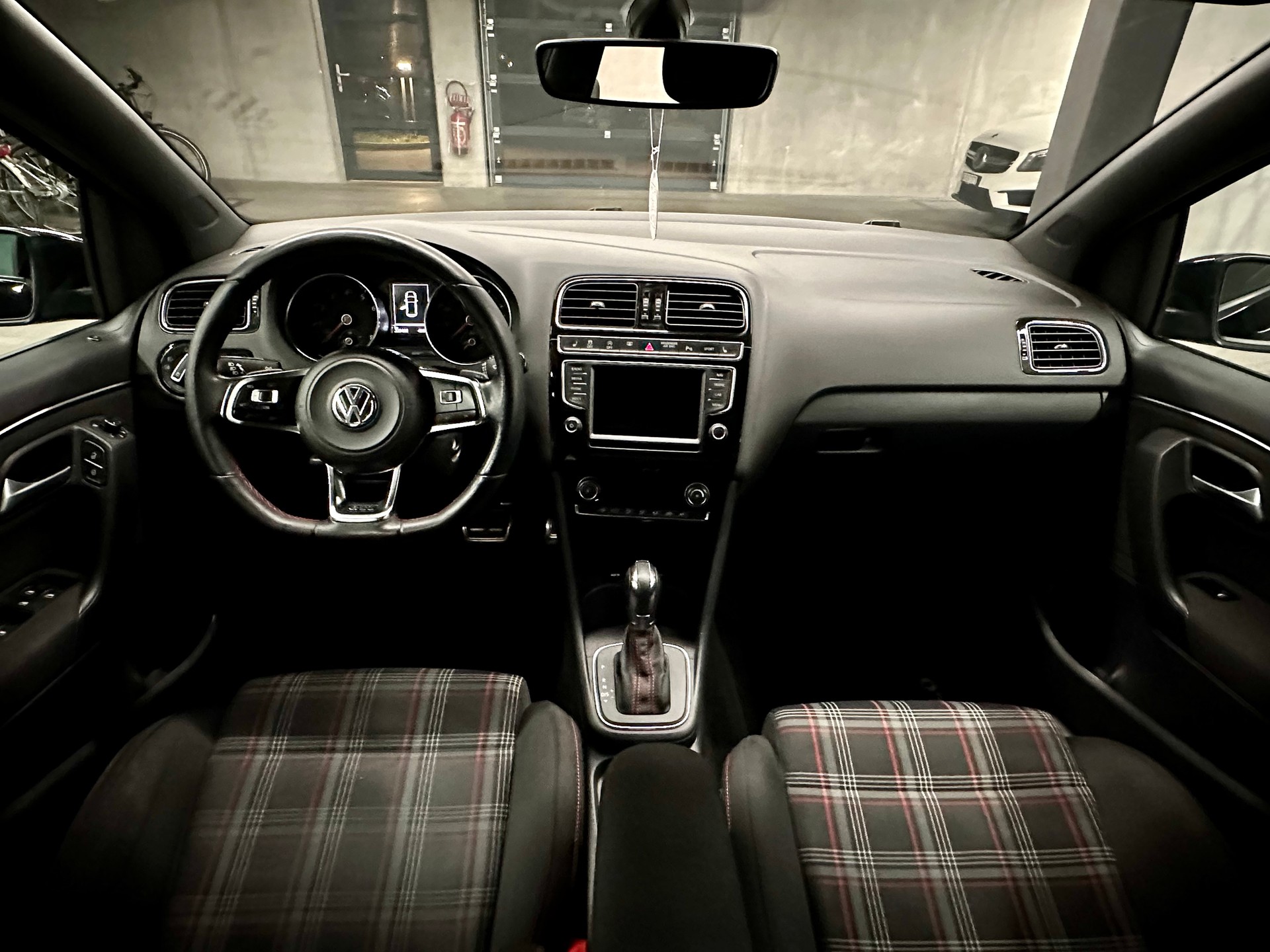 VW Polo 1.8 TSI GTI DSG-image-4