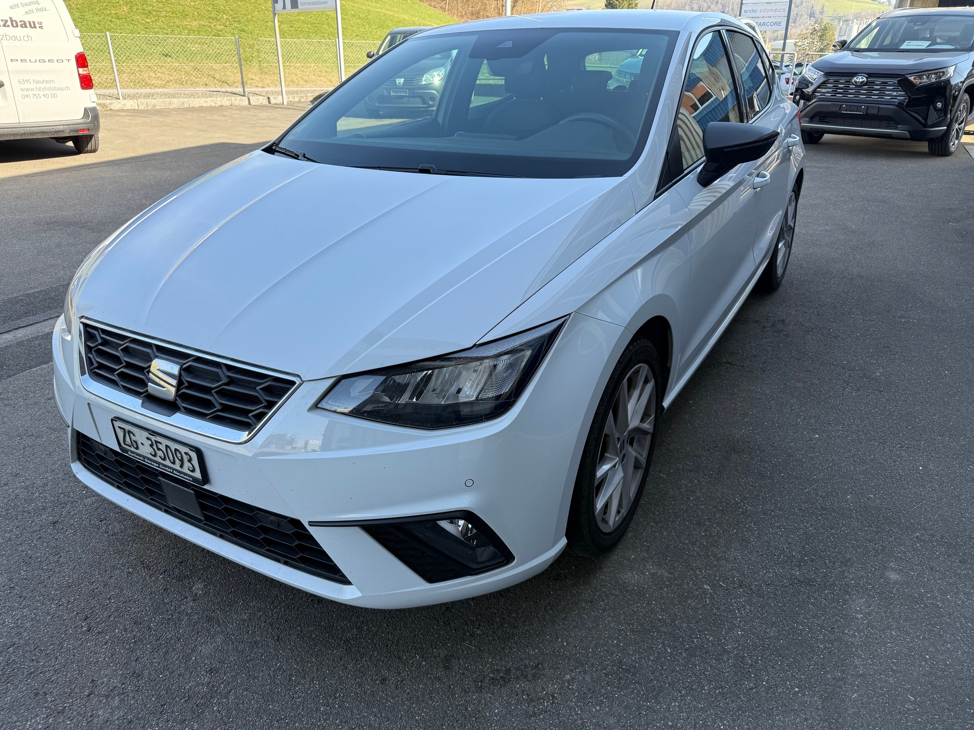 SEAT Ibiza 1.0 EcoTSI Hola FR DSG-image-2