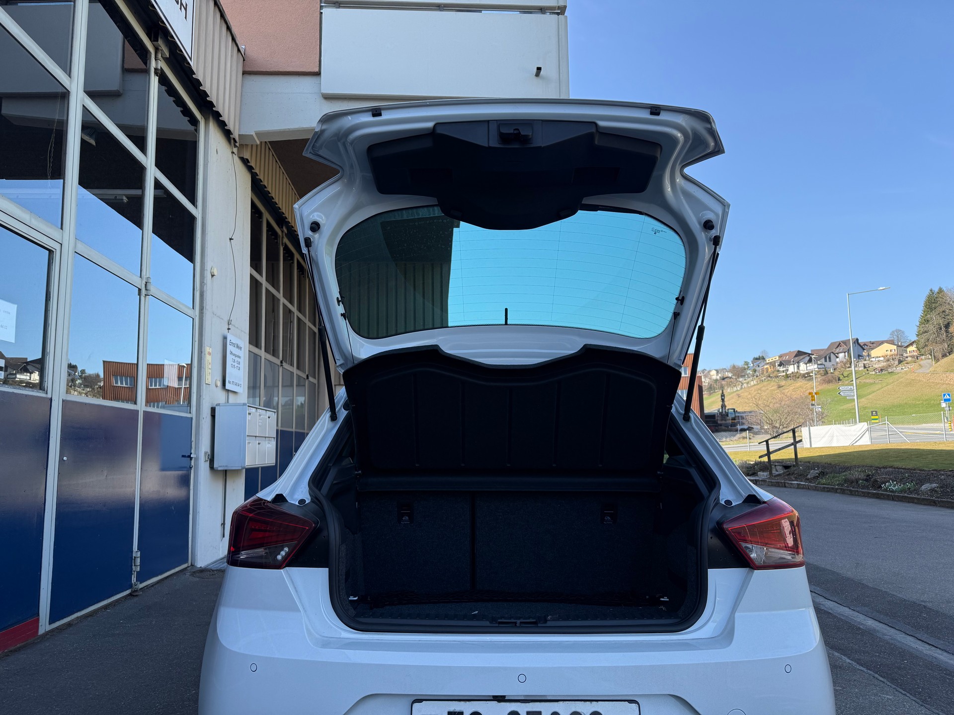 SEAT Ibiza 1.0 EcoTSI Hola FR DSG-image-5