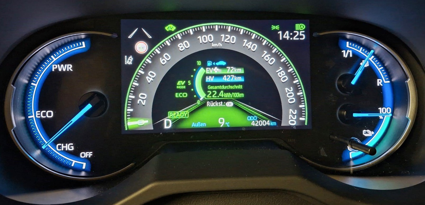 TOYOTA RAV-4 2.5 PHEV Platinum e-CVT 4WD-image-9