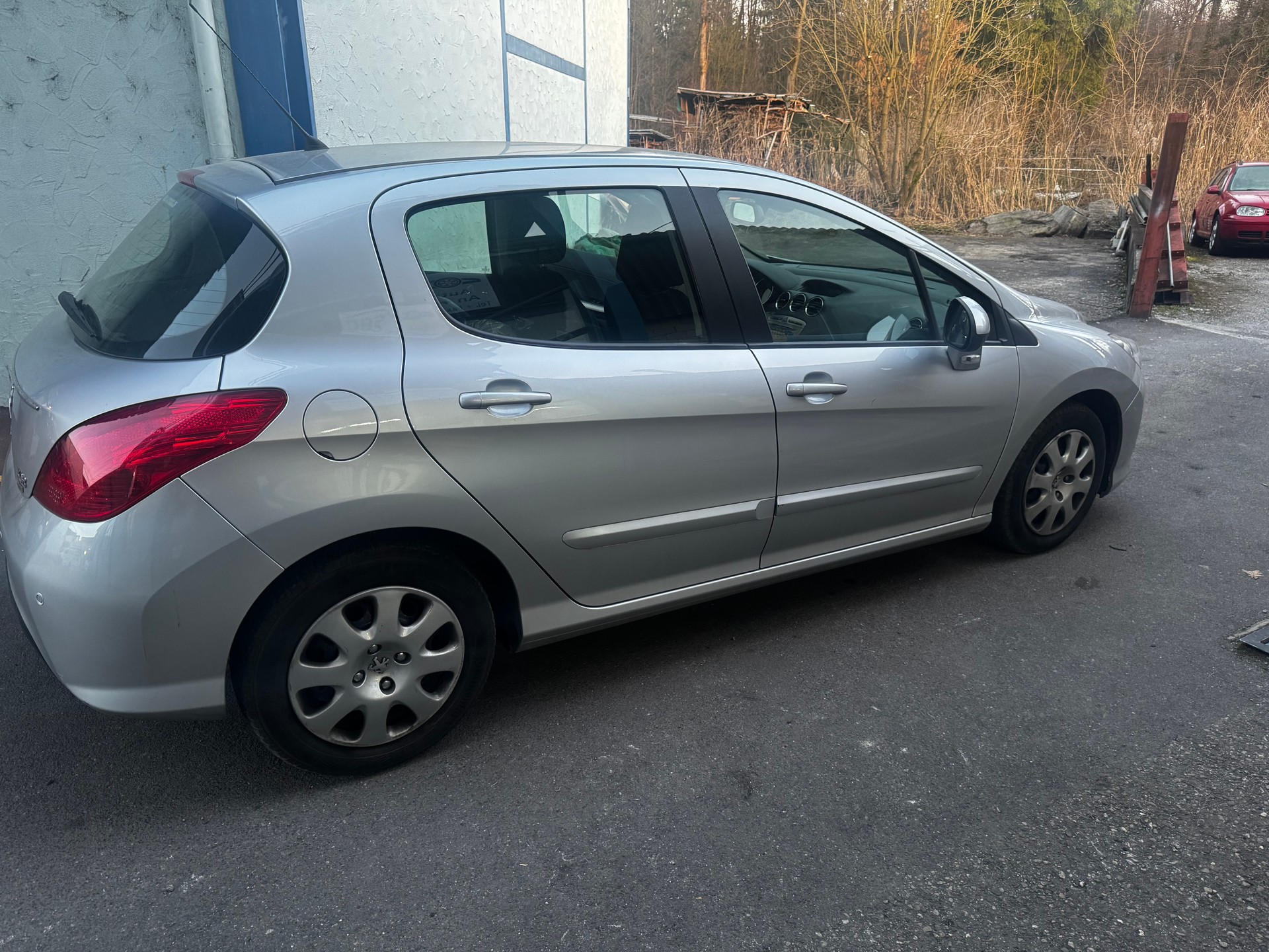 PEUGEOT 308 1.6 HDI Allure EGS6-image-1