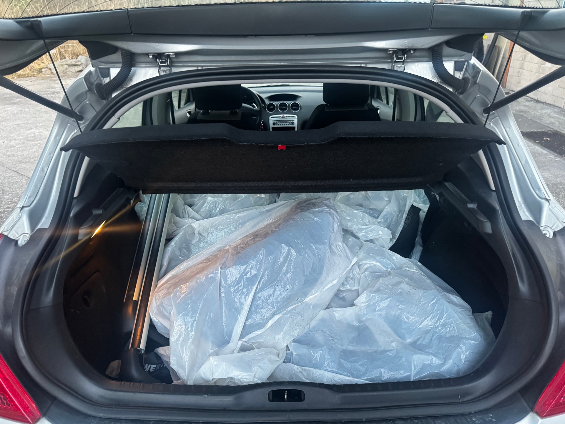 PEUGEOT 308 1.6 HDI Allure EGS6-image-9