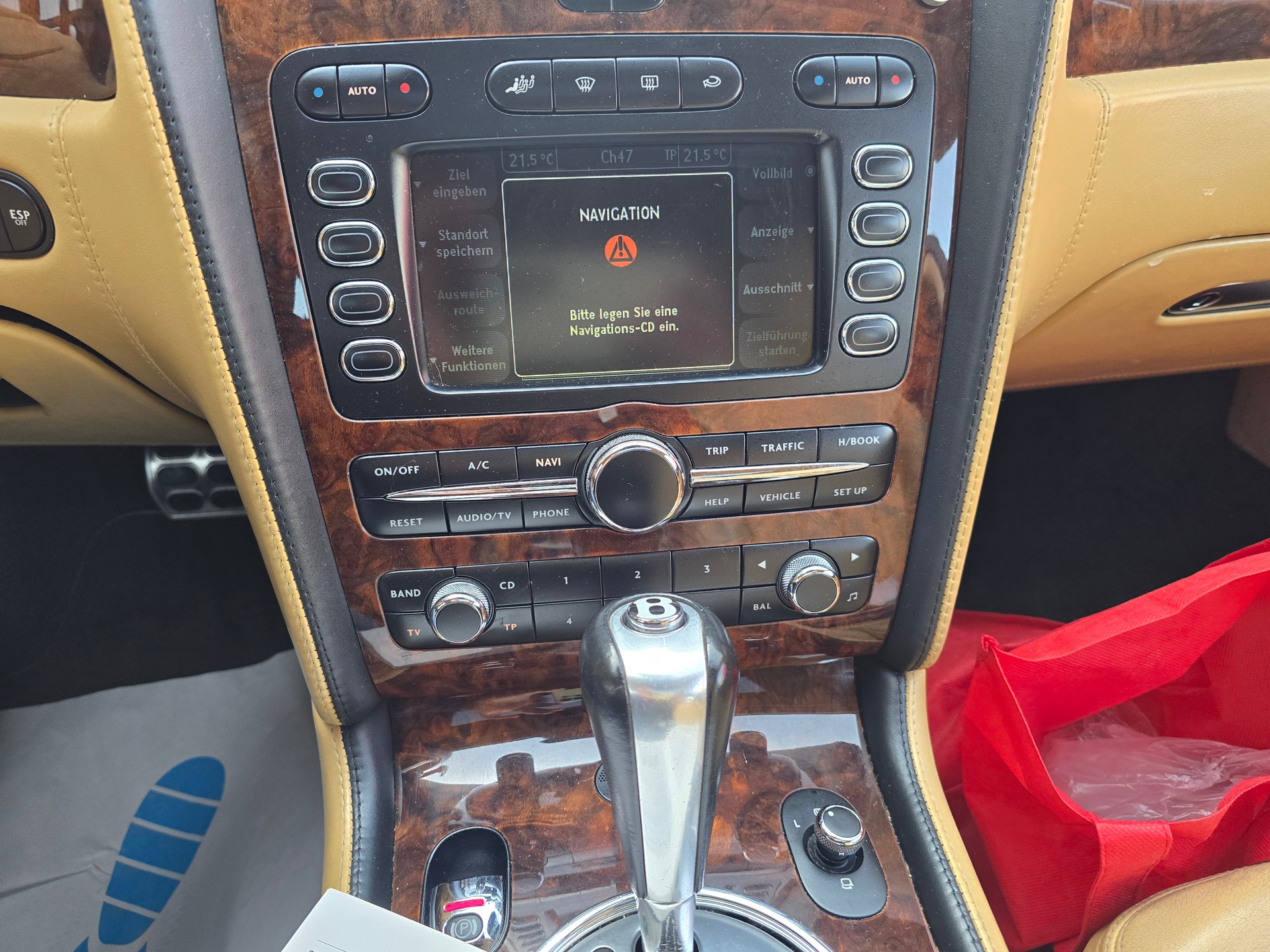 BENTLEY Continental Flying Spur 6.0-image-24
