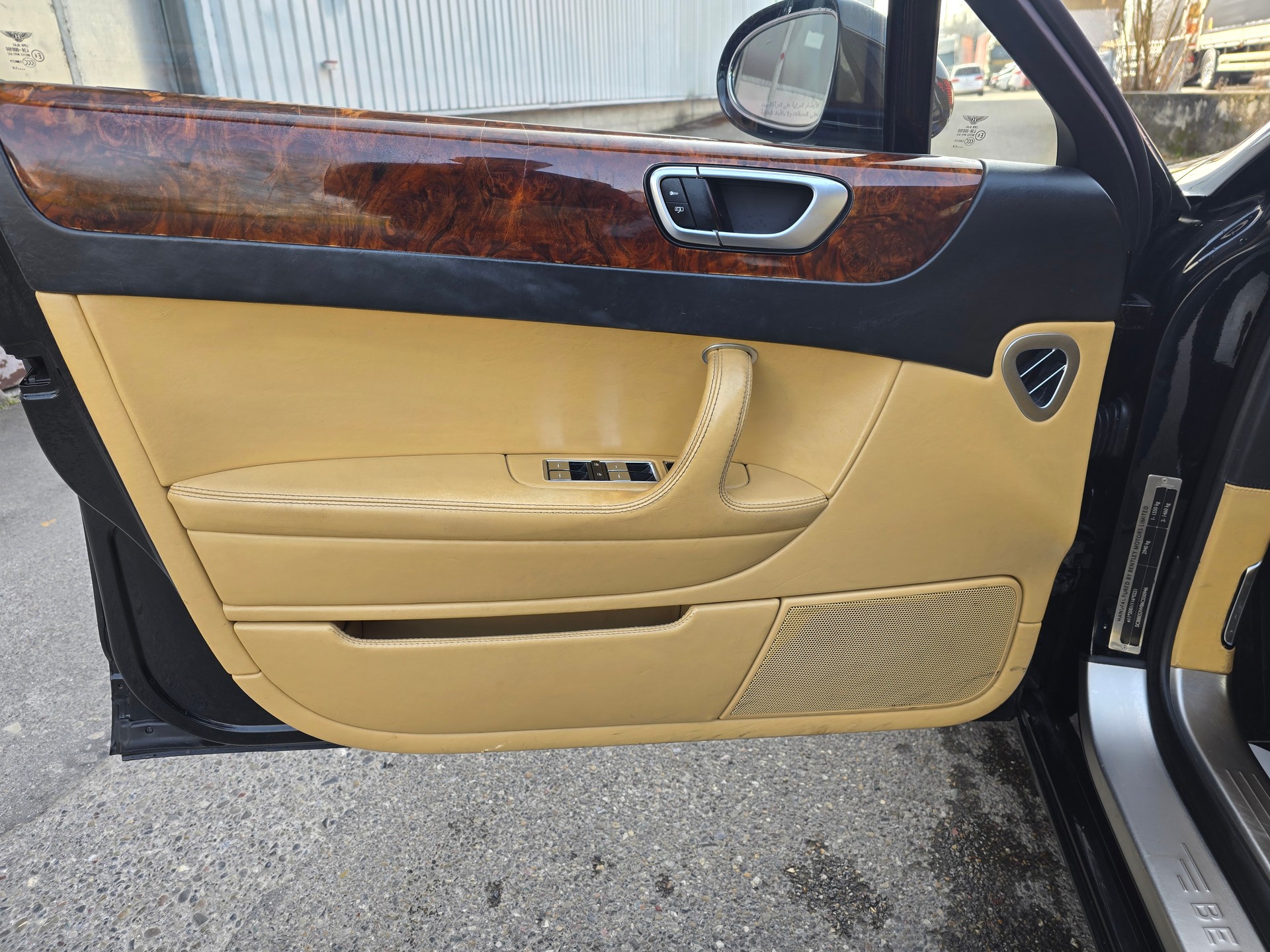 BENTLEY Continental Flying Spur 6.0-image-11