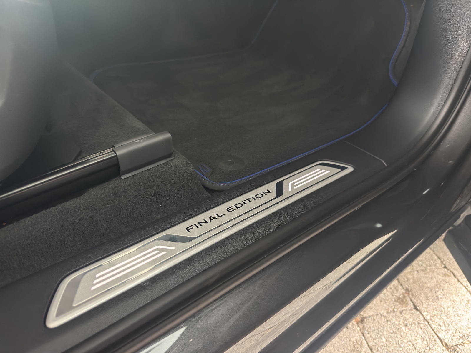 VW Touareg 3.0 TSI eHybrid R Final Edition Tiptronic-image-17