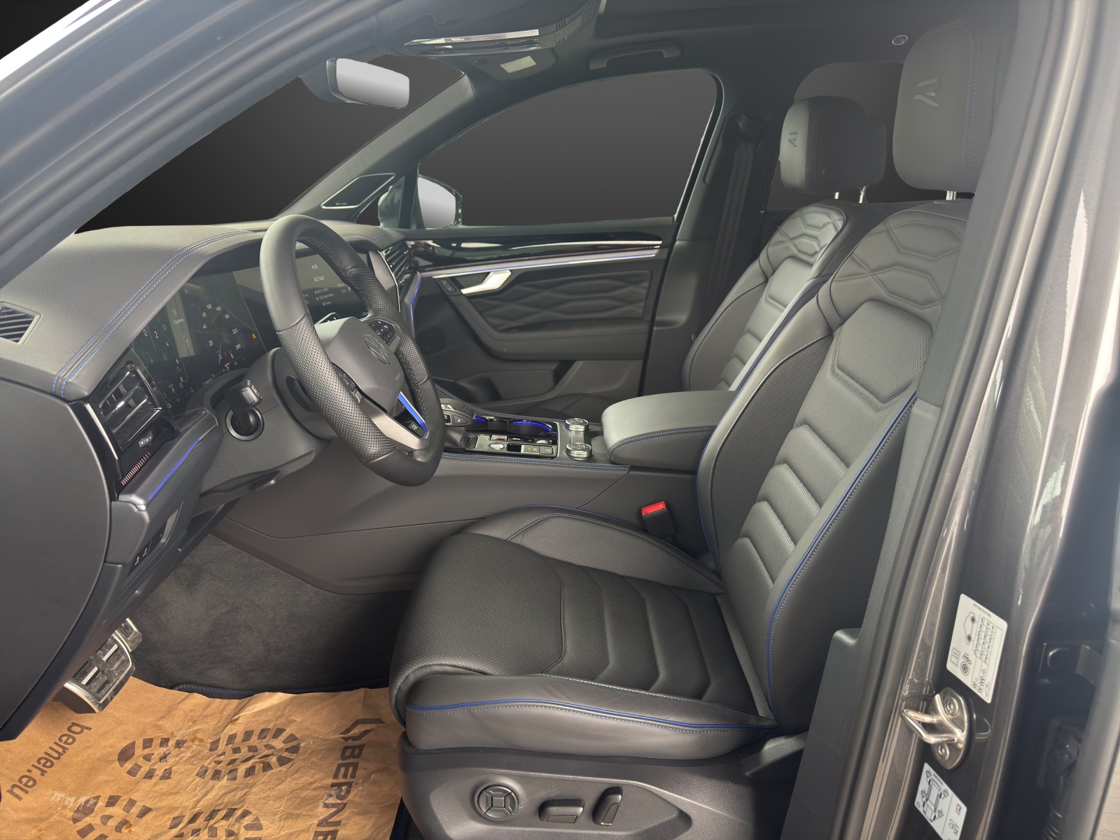 VW Touareg 3.0 TSI eHybrid R Final Edition Tiptronic-image-7