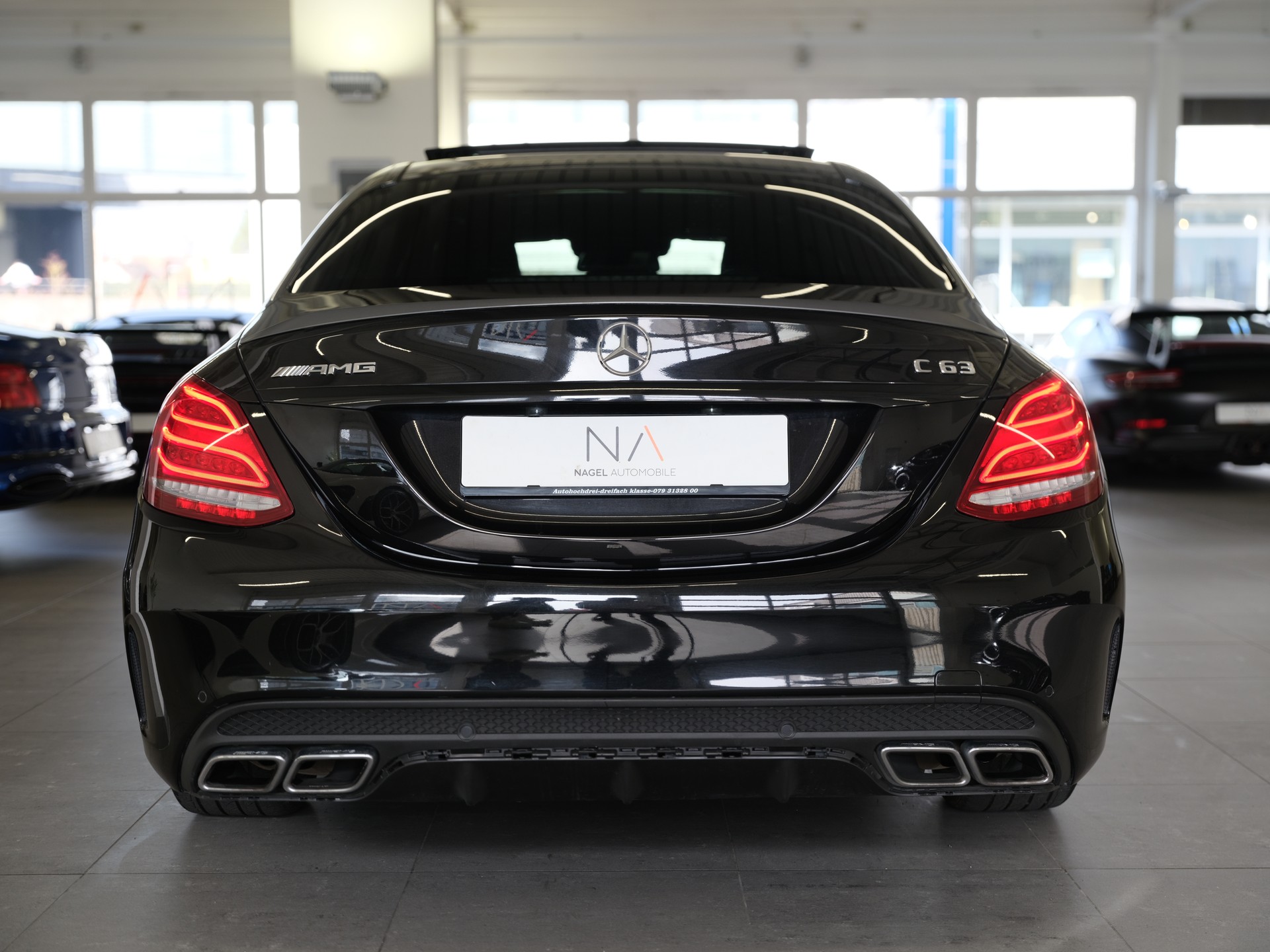 MERCEDES-BENZ C 63 AMG Speedshift *AMG Abgasanlage* *Panorama* *Burmester Soundsystem*-image-4
