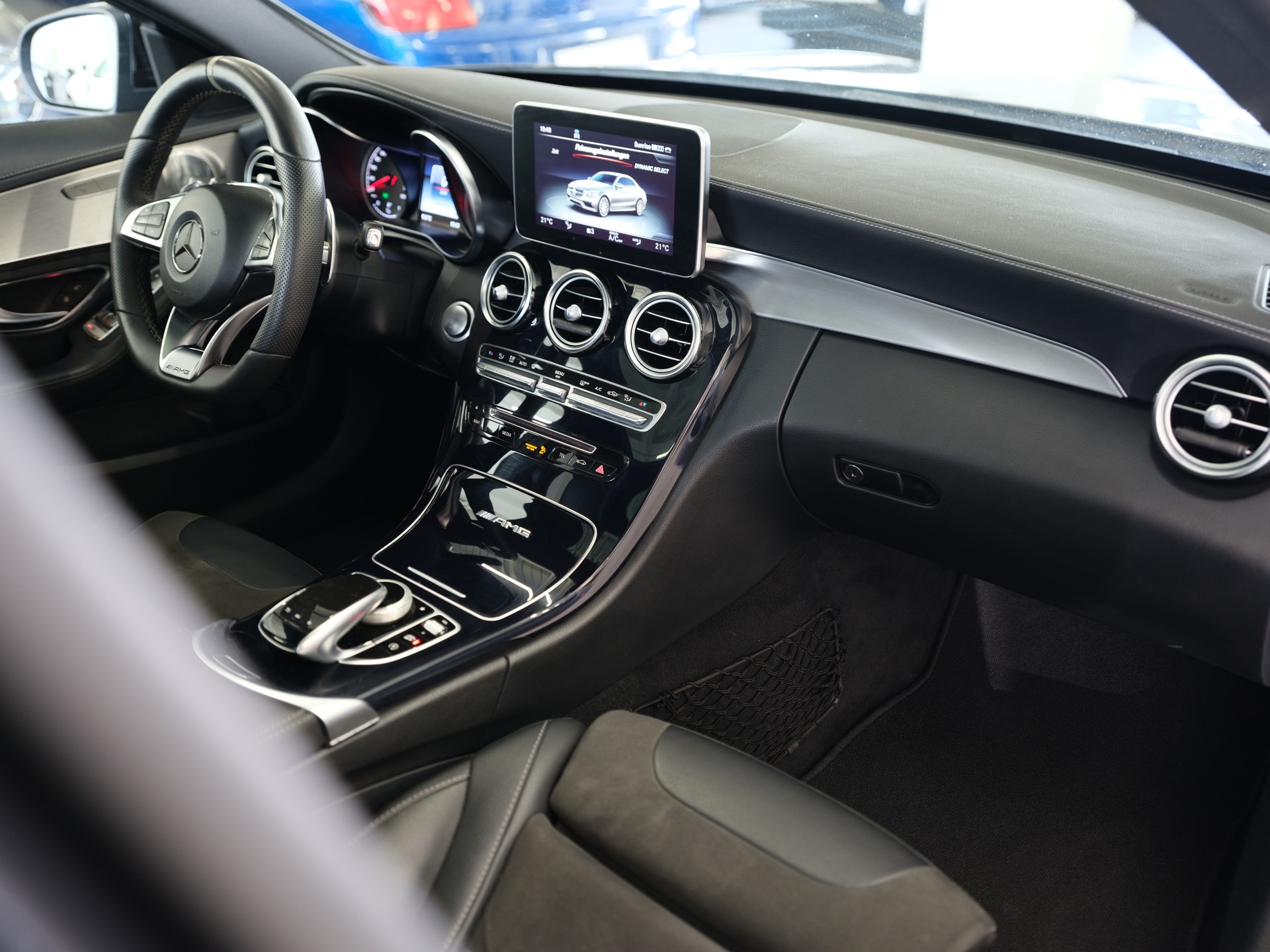 MERCEDES-BENZ C 63 AMG Speedshift *AMG Abgasanlage* *Panorama* *Burmester Soundsystem*-image-15