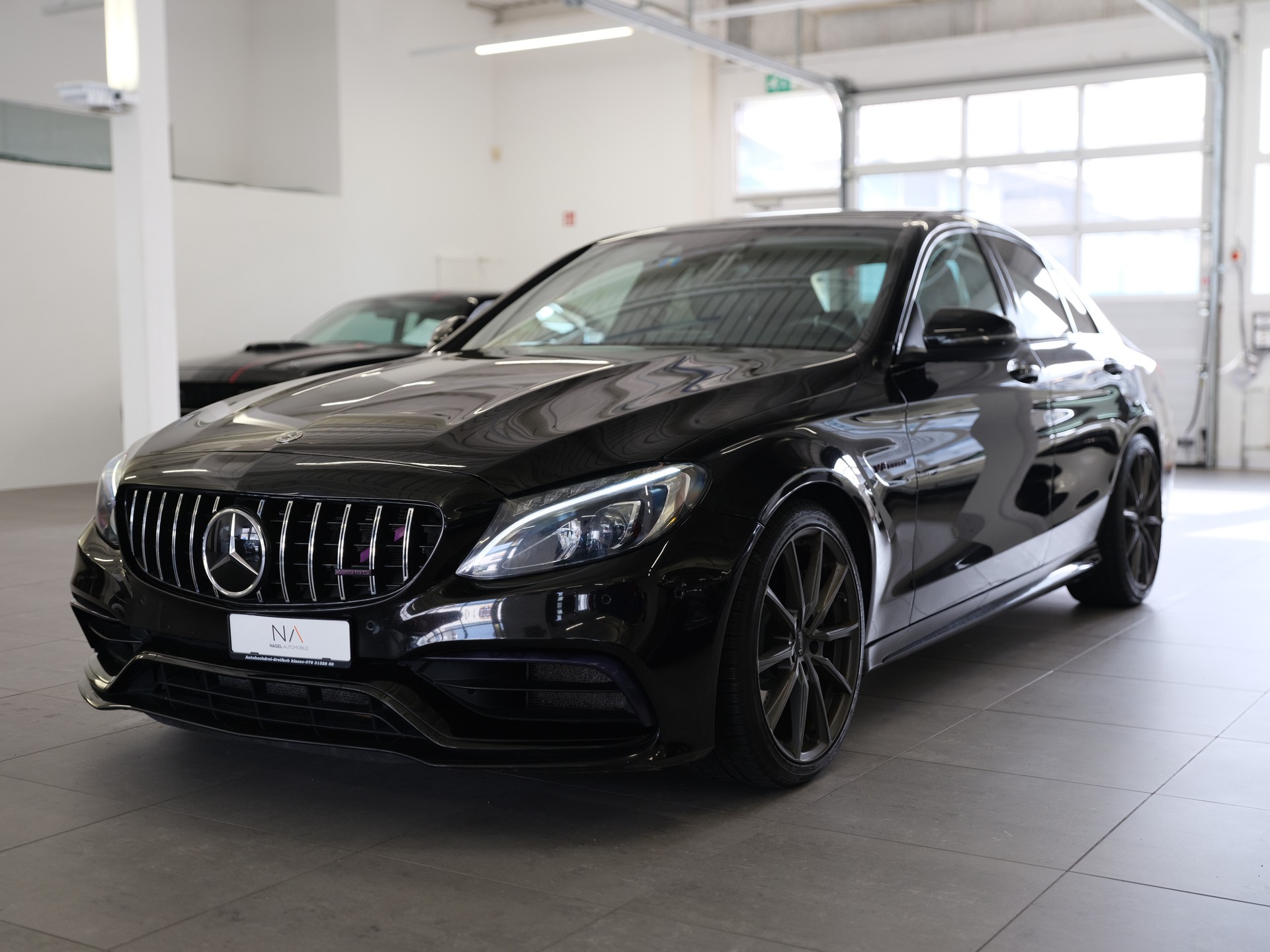MERCEDES-BENZ C 63 AMG Speedshift *AMG Abgasanlage* *Panorama* *Burmester Soundsystem*-image-3