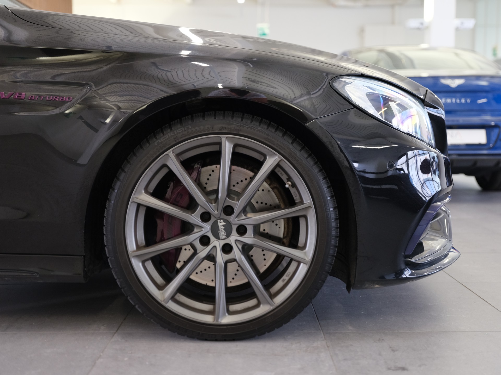 MERCEDES-BENZ C 63 AMG Speedshift *AMG Abgasanlage* *Panorama* *Burmester Soundsystem*-image-7