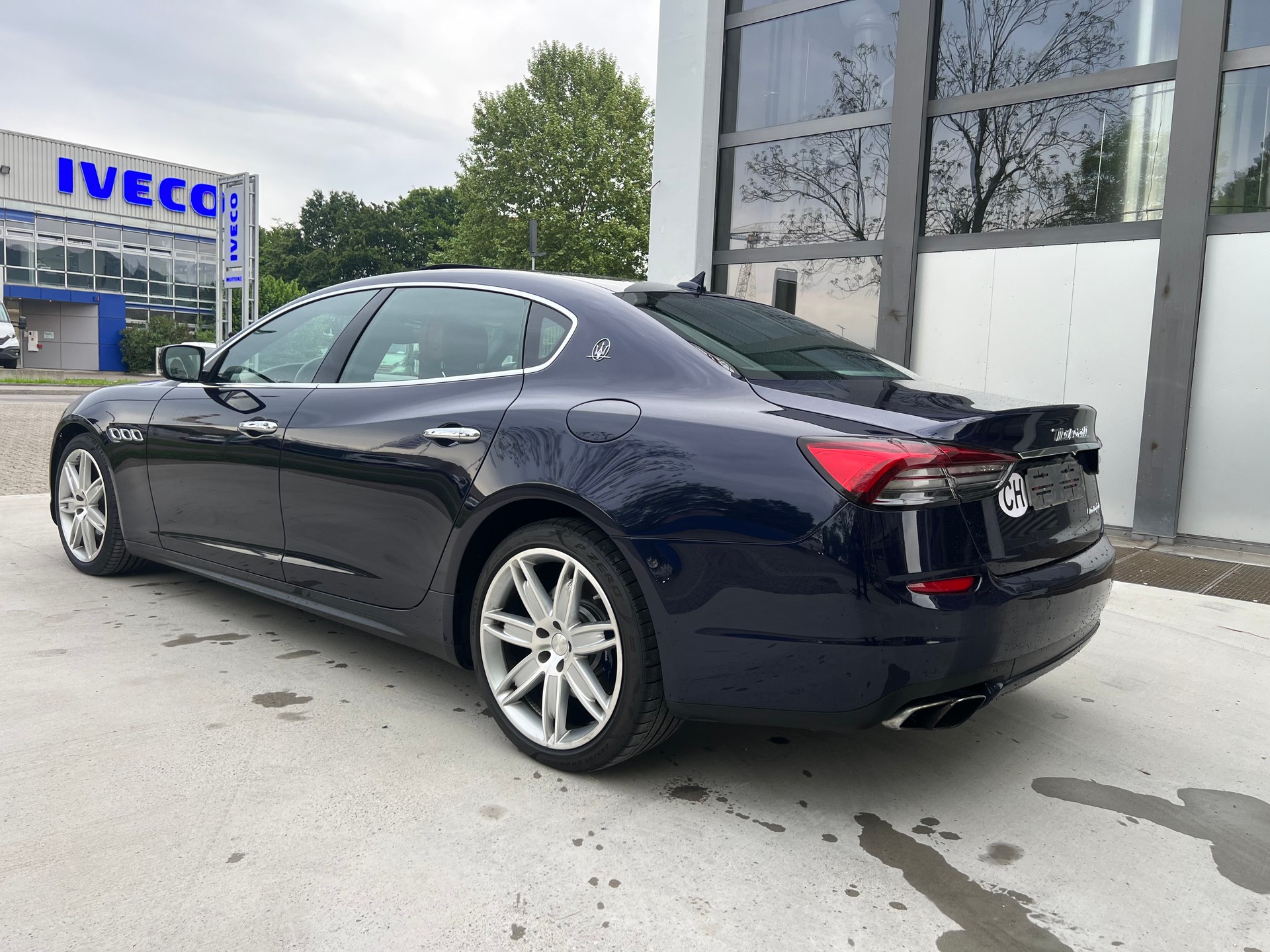 MASERATI Quattroporte 3.8 V8 DI Biturbo GTS Automatica-image-2