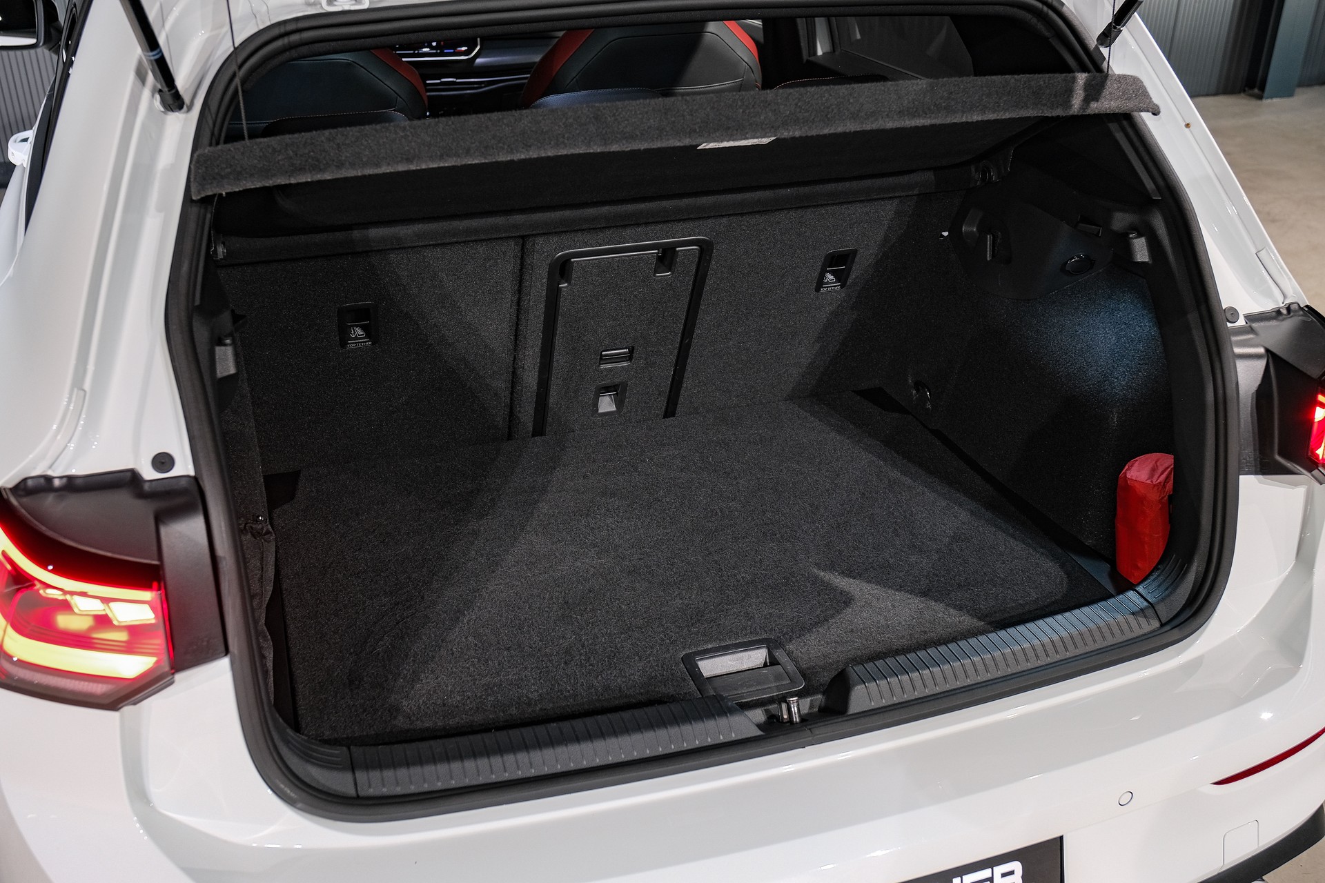 VW Golf 2.0 TSI GTI DSG LEDERPAKET-image-24
