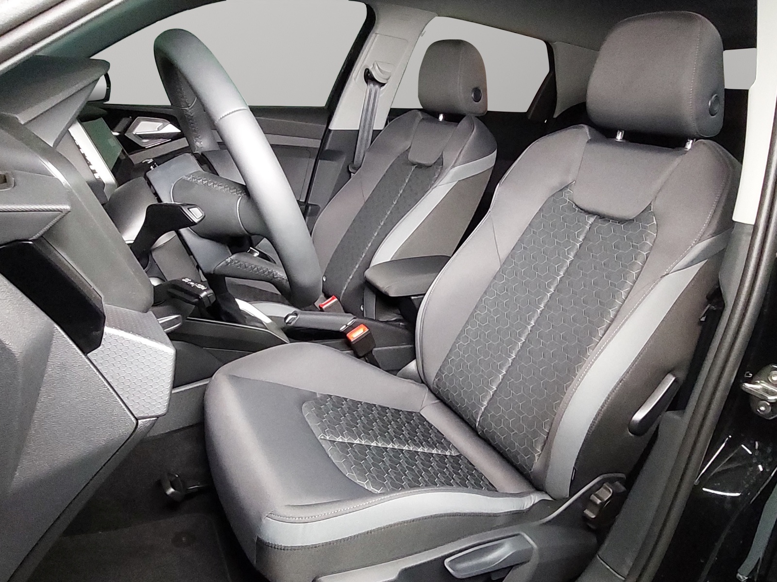 AUDI A1 Sportback 30 TFSI Attraction S-tronic-image-5