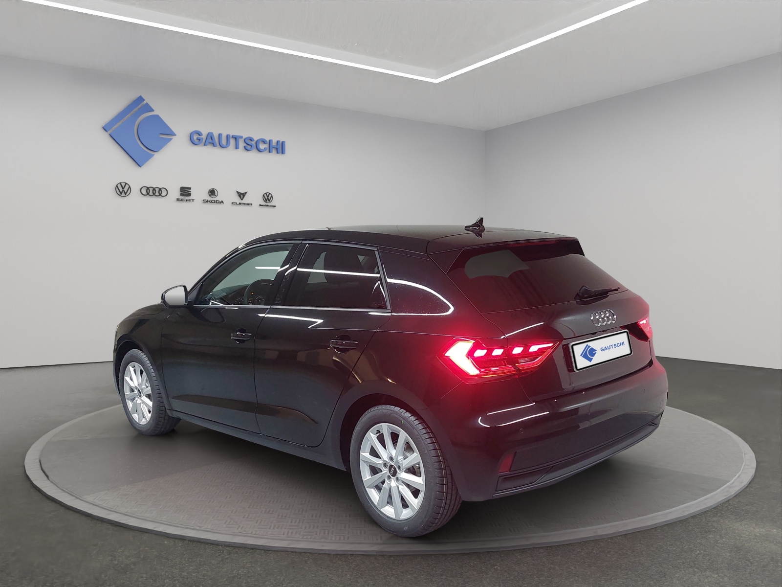 AUDI A1 Sportback 30 TFSI Attraction S-tronic-image-2