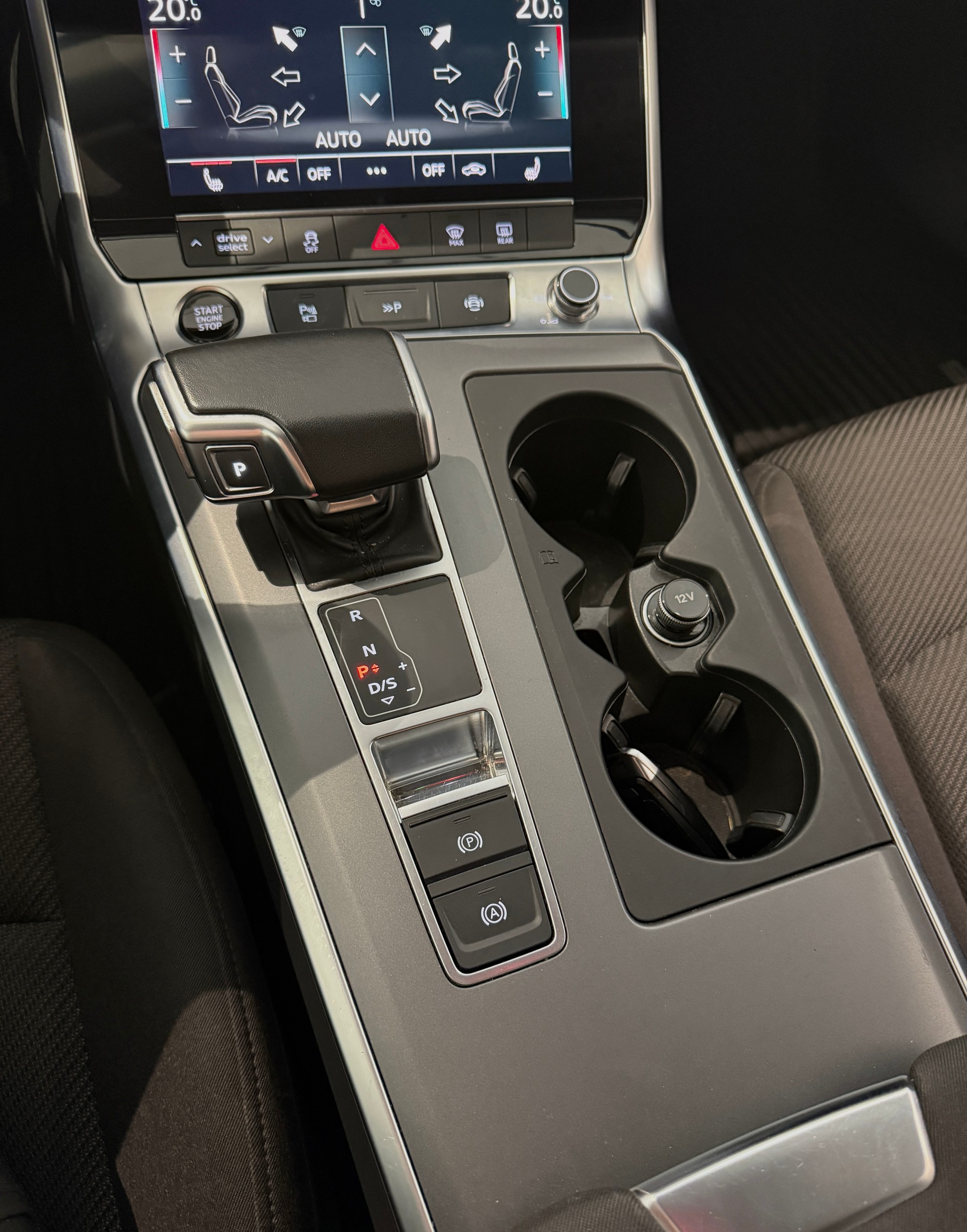AUDI A6 Avant 45 TFSI quattro S-tronic-image-9