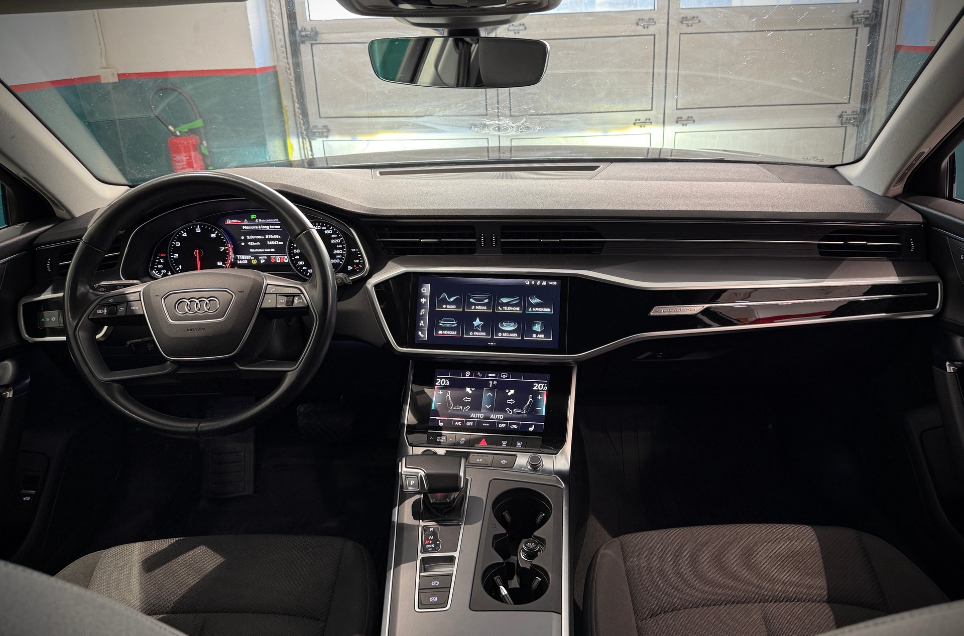 AUDI A6 Avant 45 TFSI quattro S-tronic-image-10