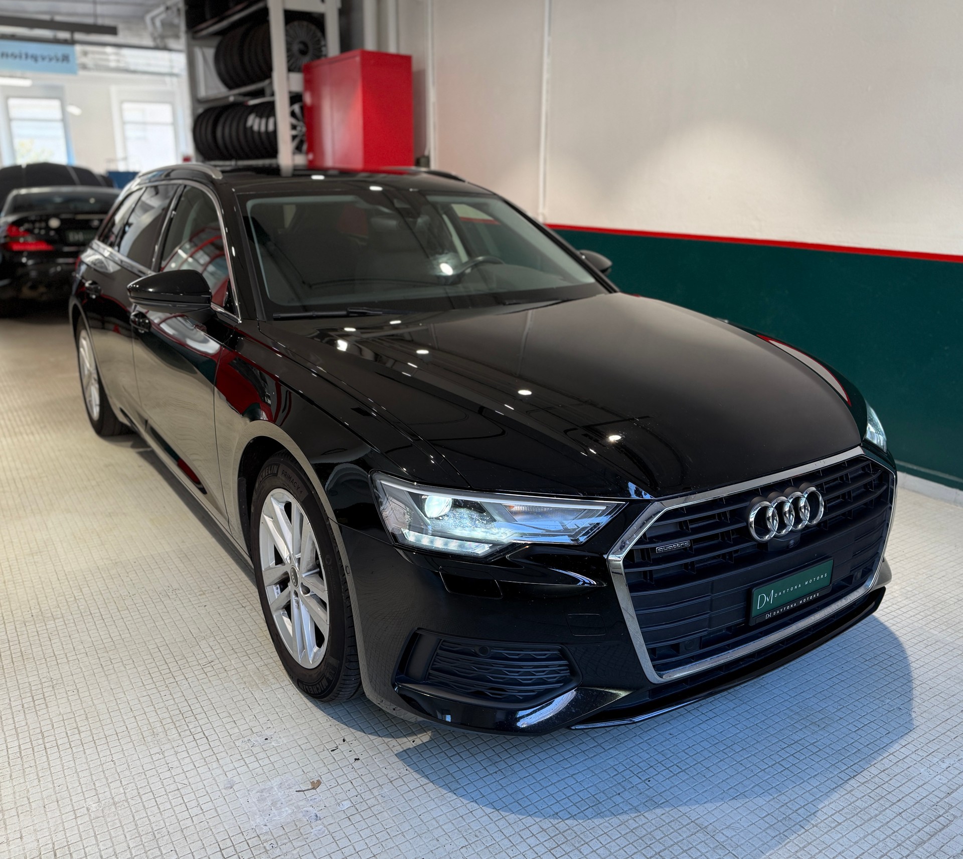 AUDI A6 Avant 45 TFSI quattro S-tronic-image-1