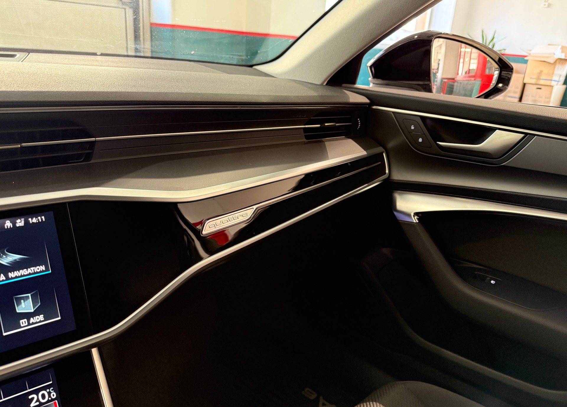 AUDI A6 Avant 45 TFSI quattro S-tronic-image-8