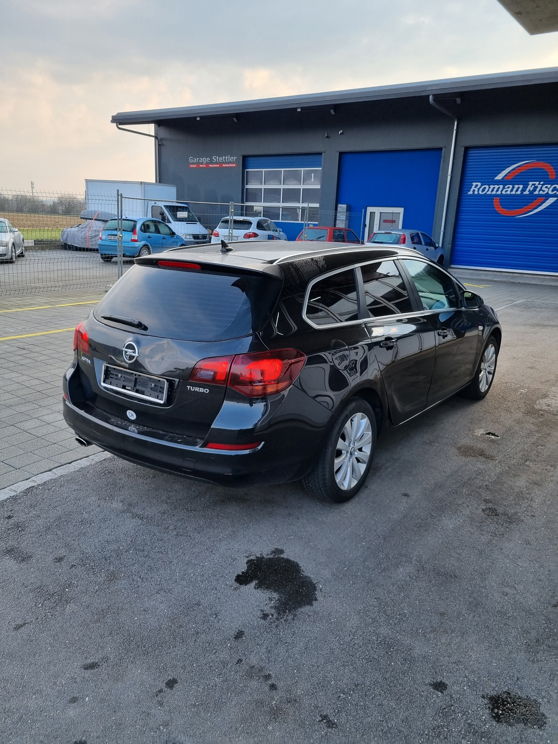 OPEL Astra SportsTourer 1.4i 16V Turbo Automatic-image-2