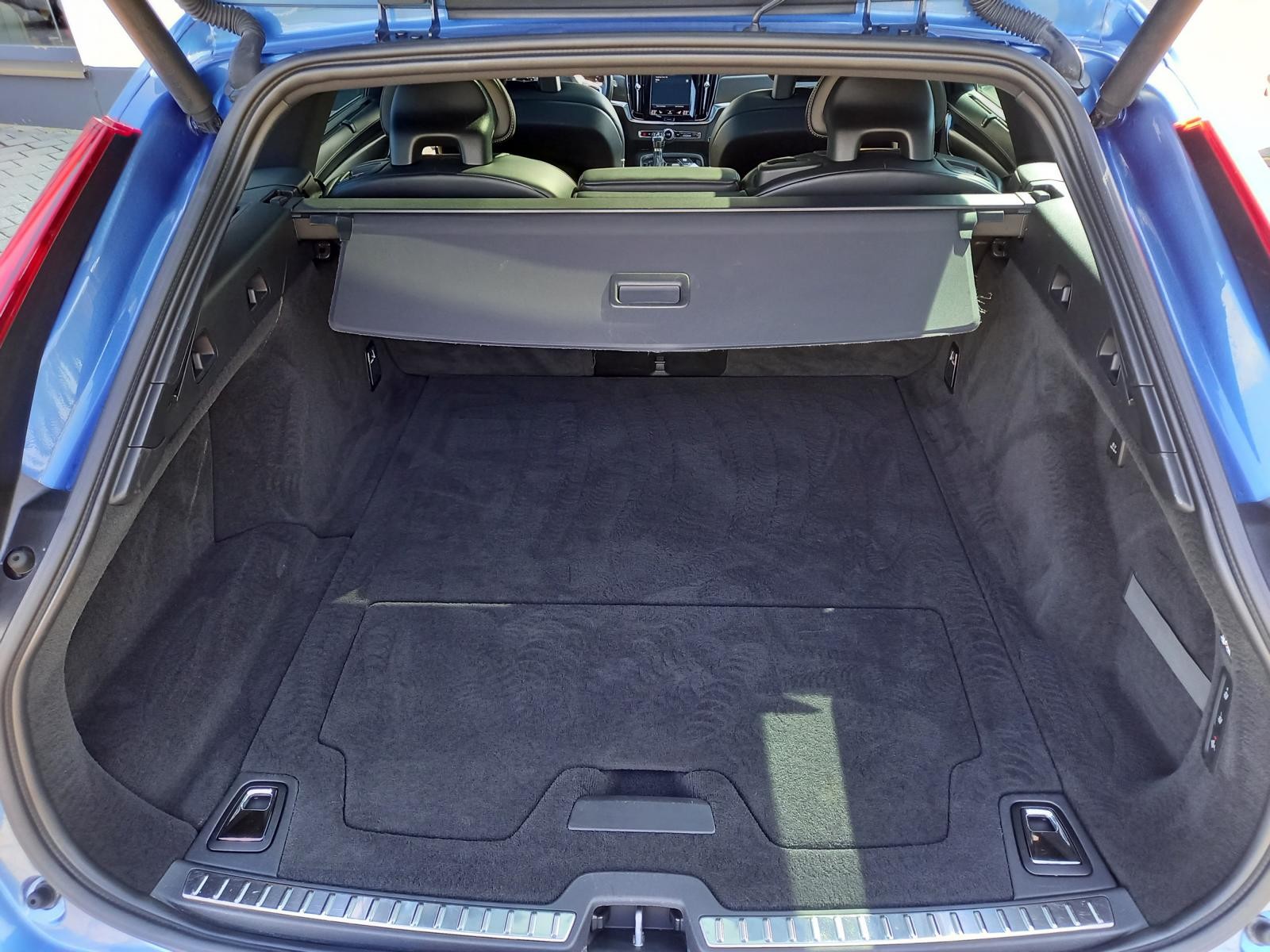 VOLVO V90 T6 AWD R-Design Geartronic-image-19