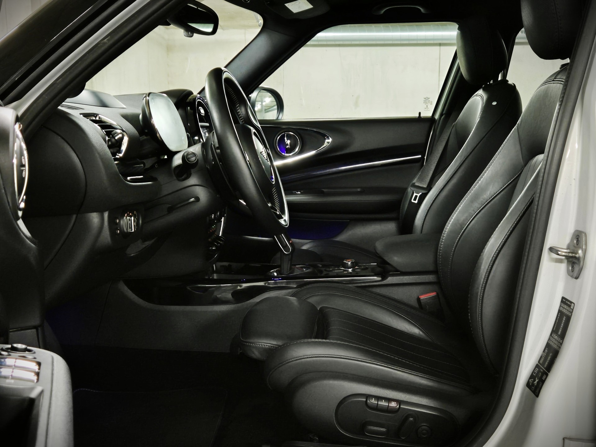 MINI Clubman Cooper S ALL4 Steptronic-image-8
