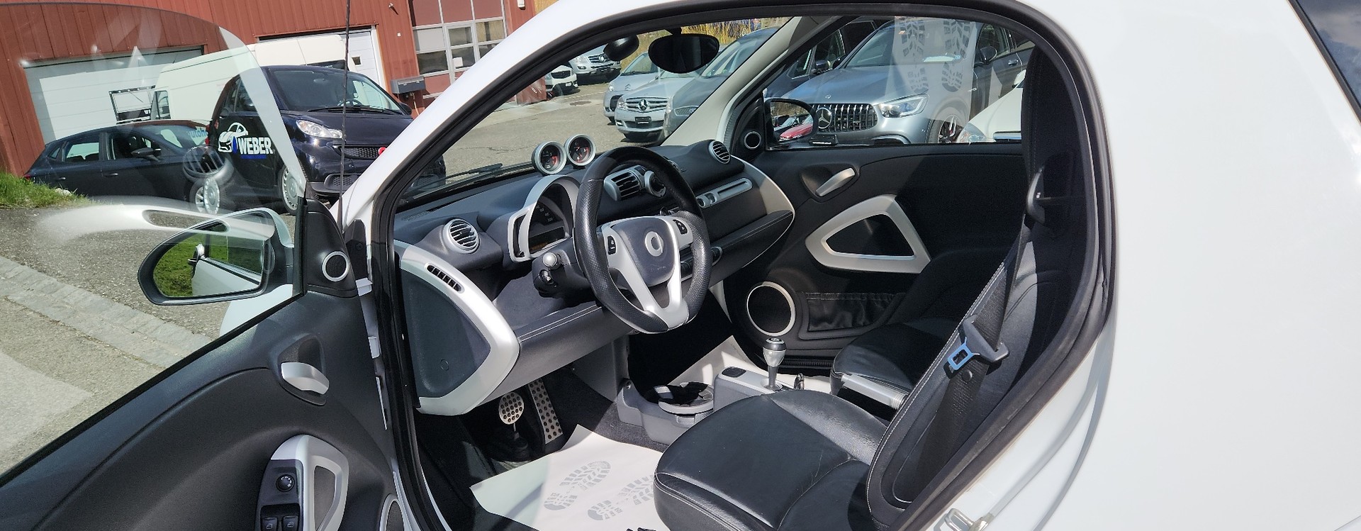 SMART fortwo Brabus Xclusive softouch-image-15