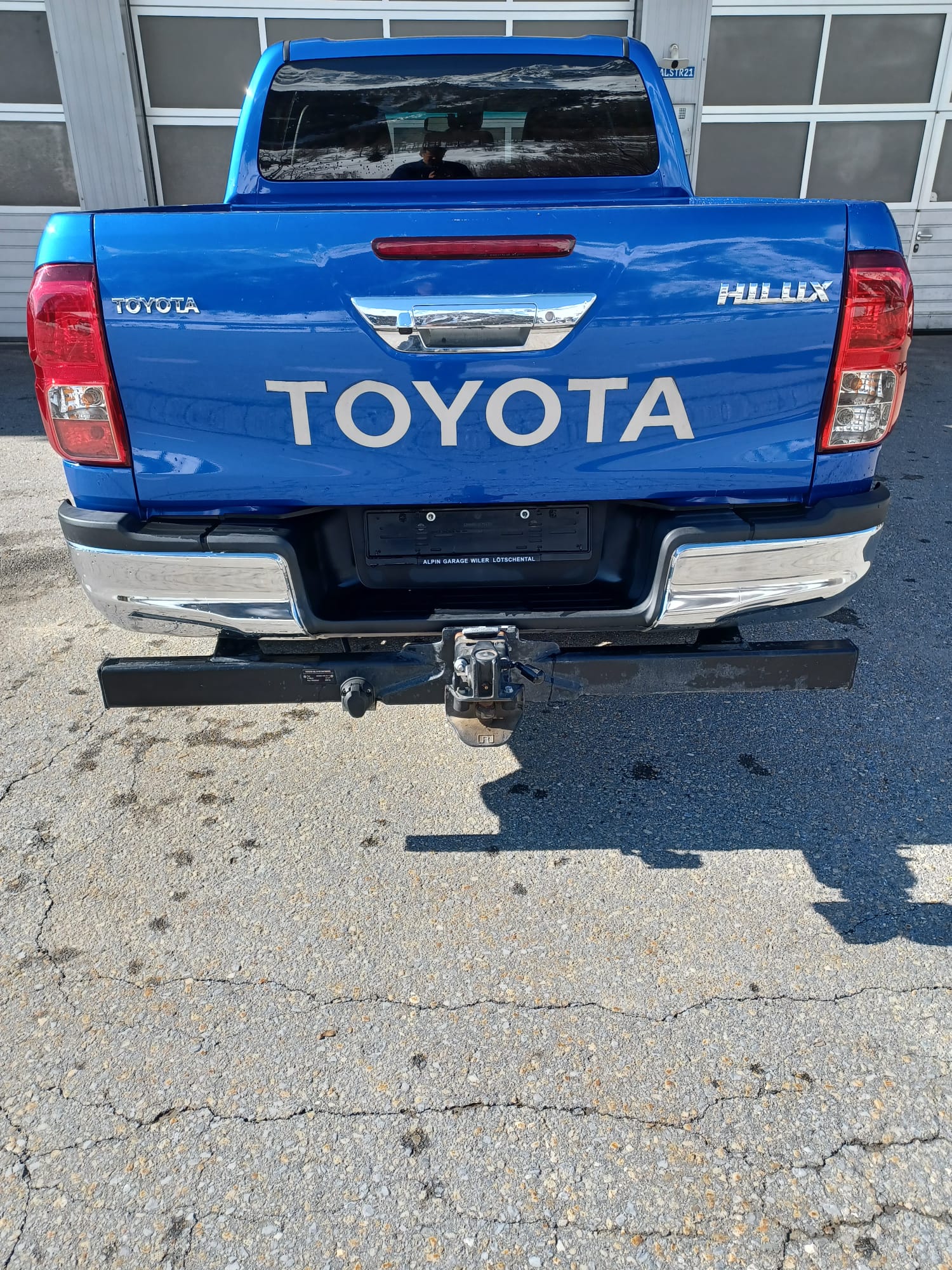 TOYOTA Hilux 2.4-4D Sol Premium Double Cab 4x4 A-image-5