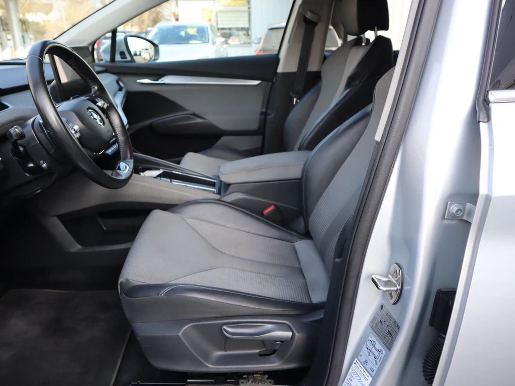 SKODA Enyaq iV 80 ** 204 PS ** Teil-Leder ** Gr-Navi ** RF-Kamera ** Abstandsregelsysteme ** Neues Modell **-image-10