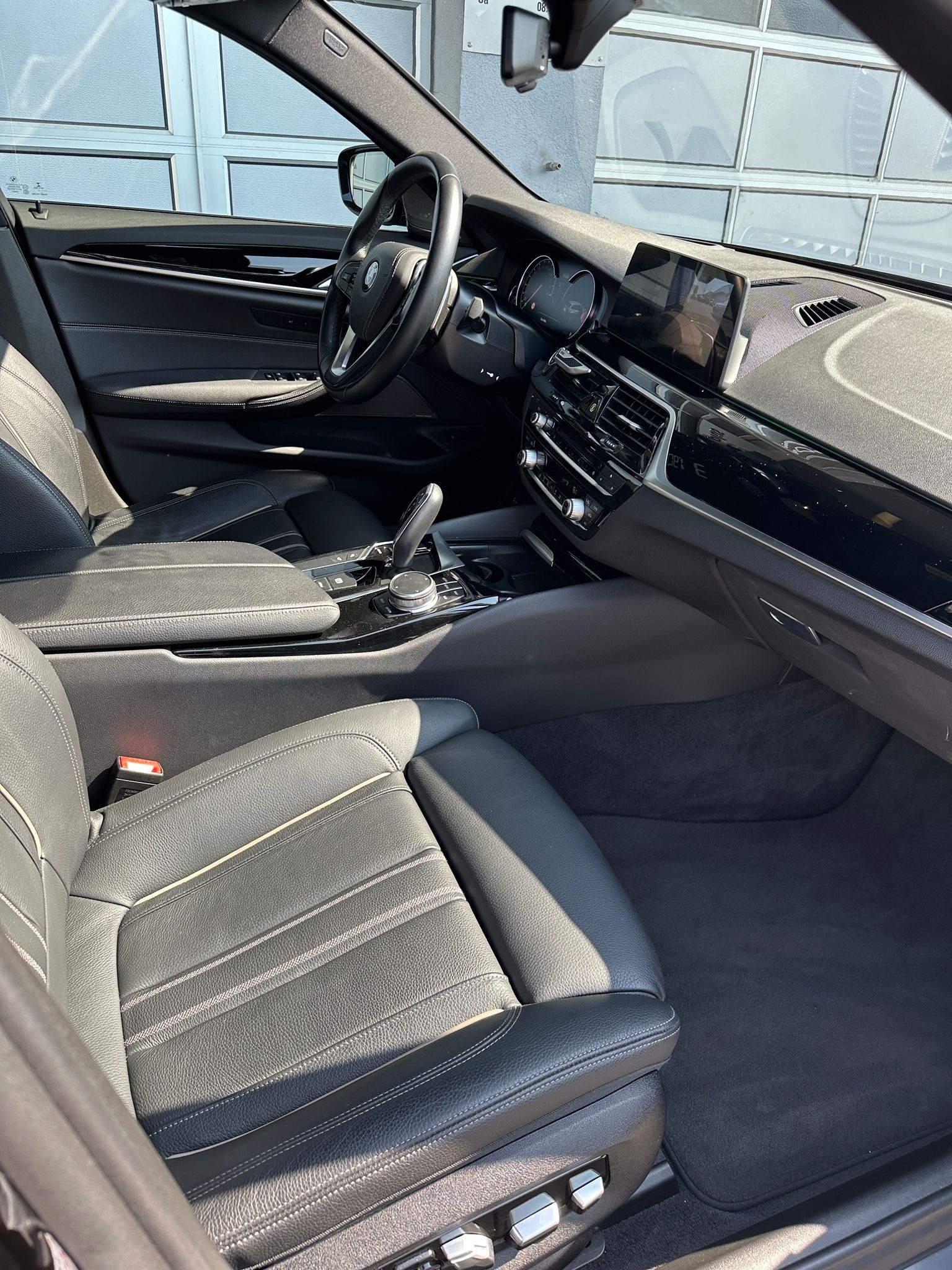 BMW 530d xDrive Touring Sport Line Steptronic-image-7