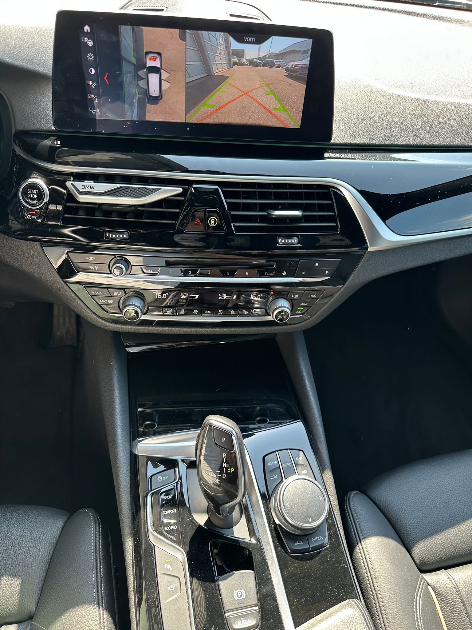 BMW 530d xDrive Touring Sport Line Steptronic-image-9