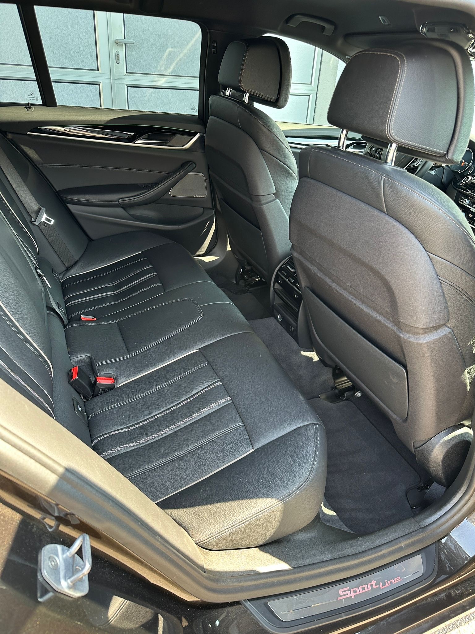 BMW 530d xDrive Touring Sport Line Steptronic-image-6