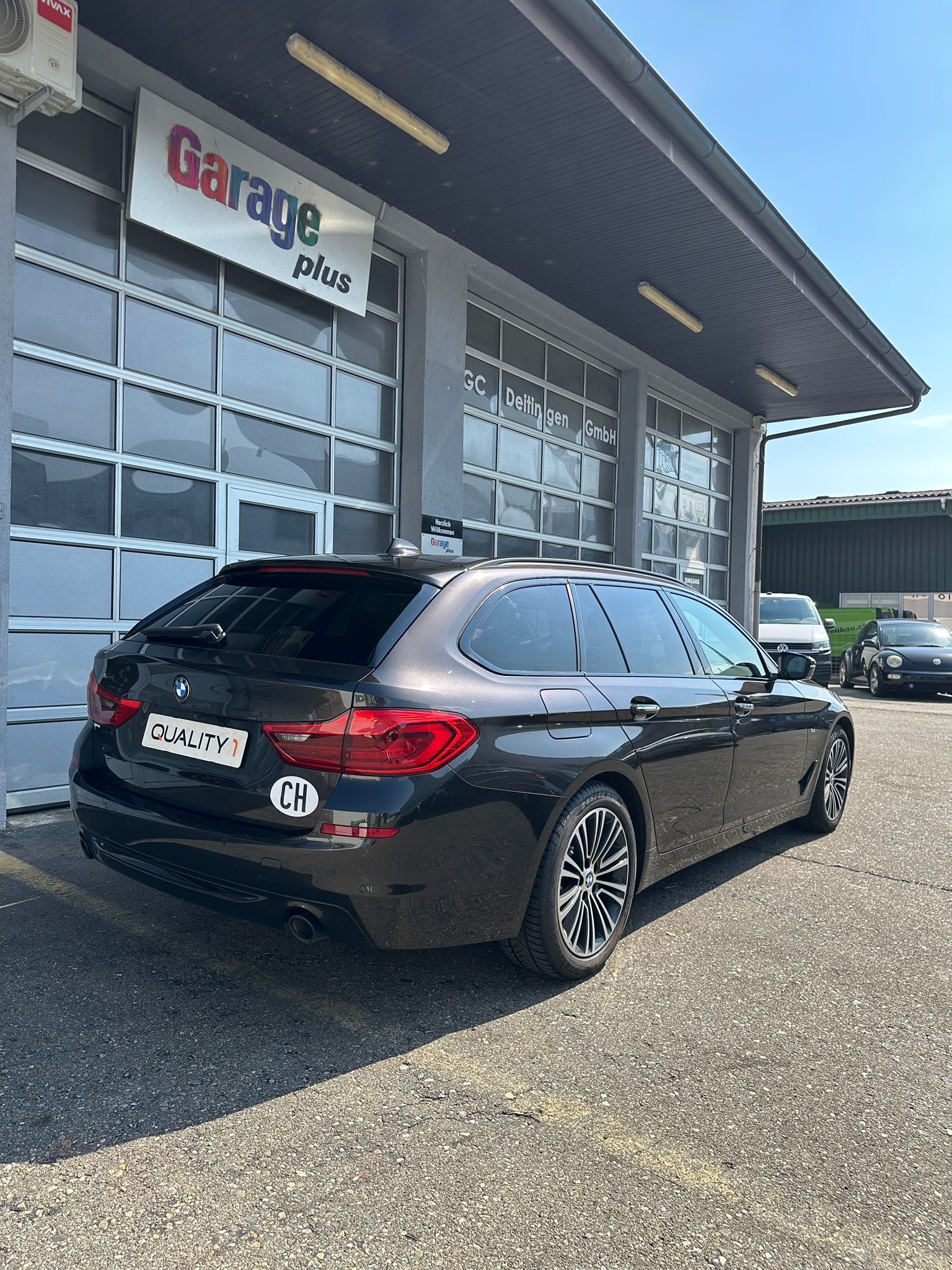 BMW 530d xDrive Touring Sport Line Steptronic-image-3