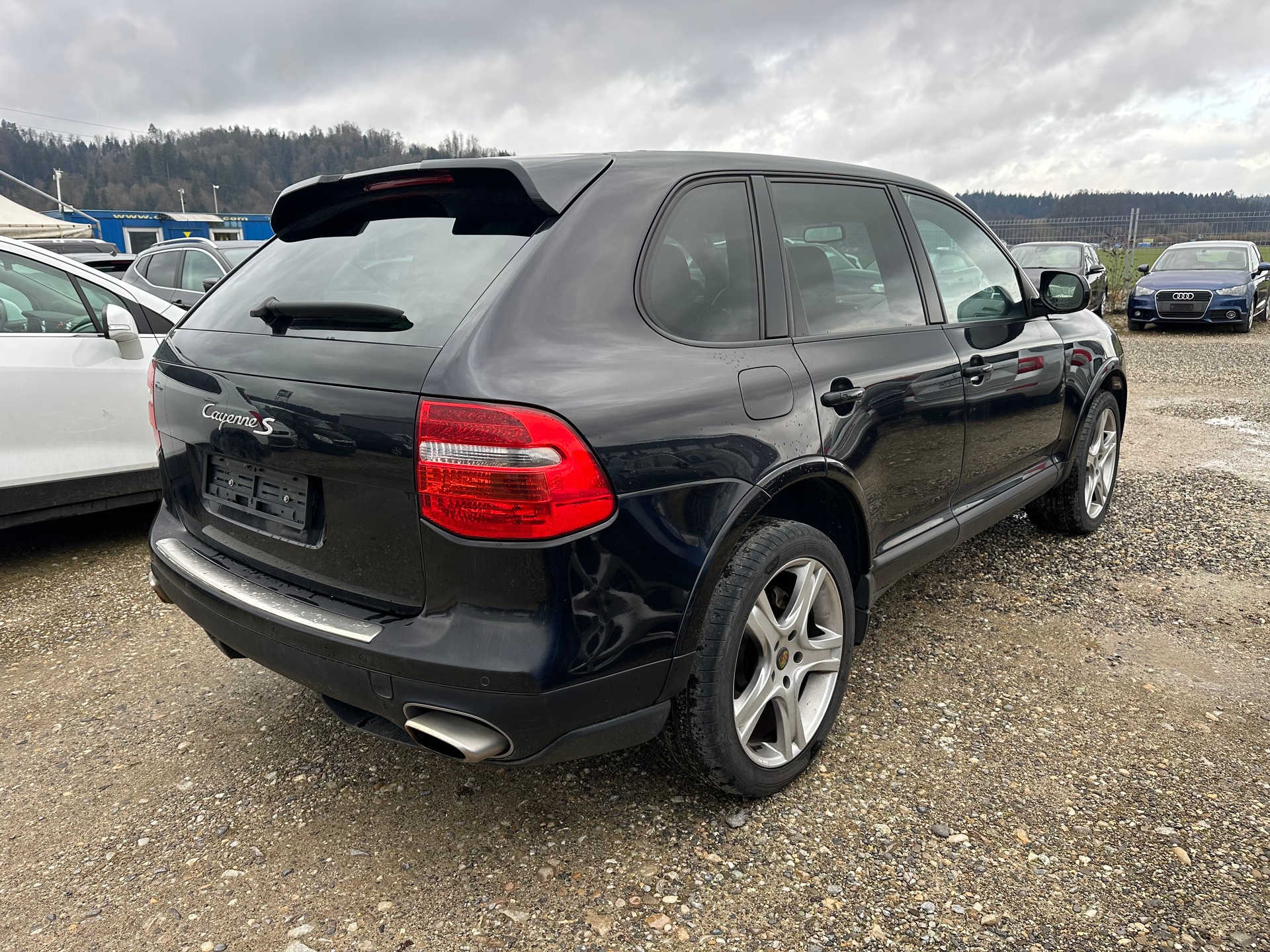 PORSCHE Cayenne S-image-3