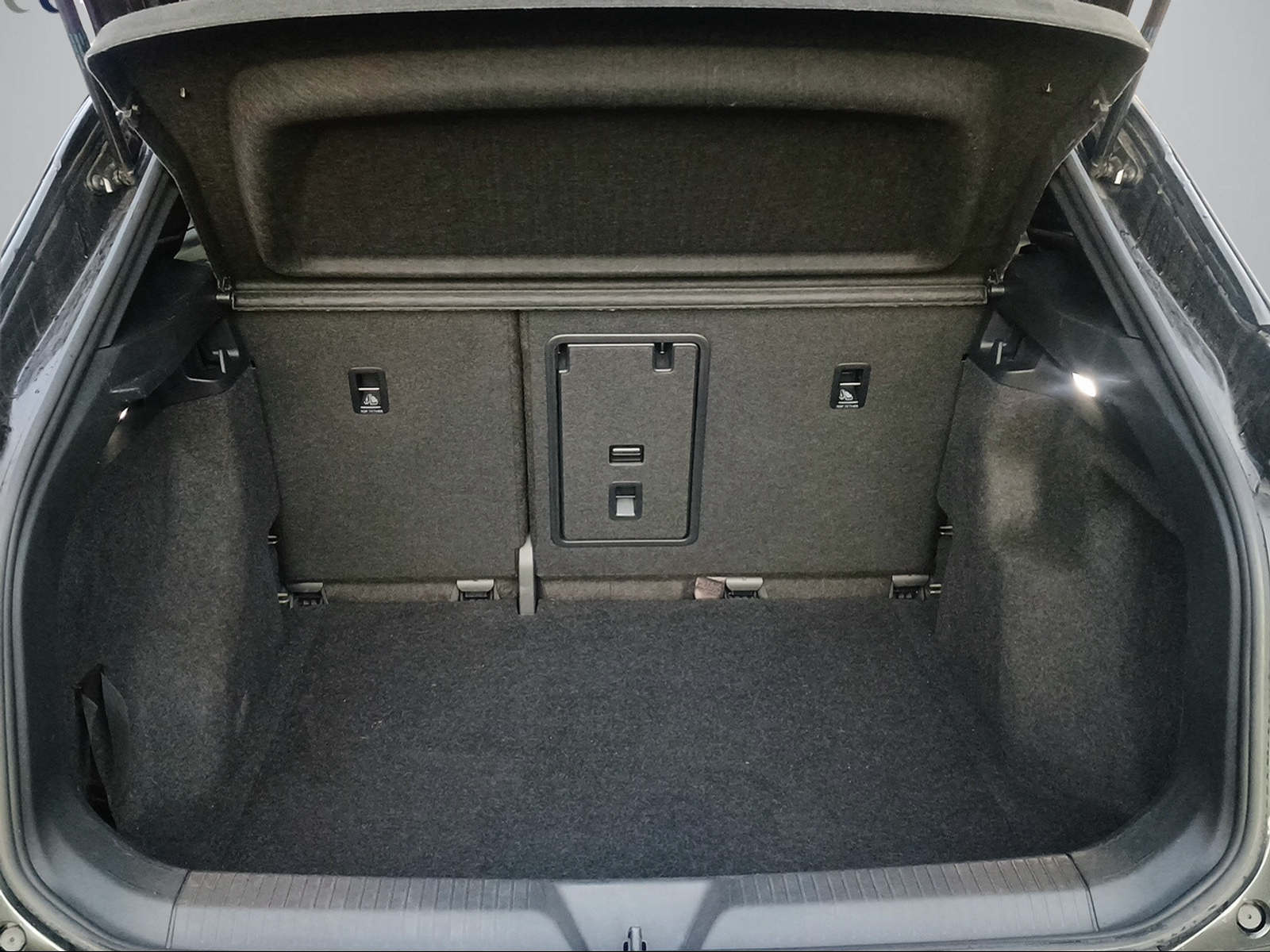 VW ID.4 Pro Performance 77 kWh Business-image-9