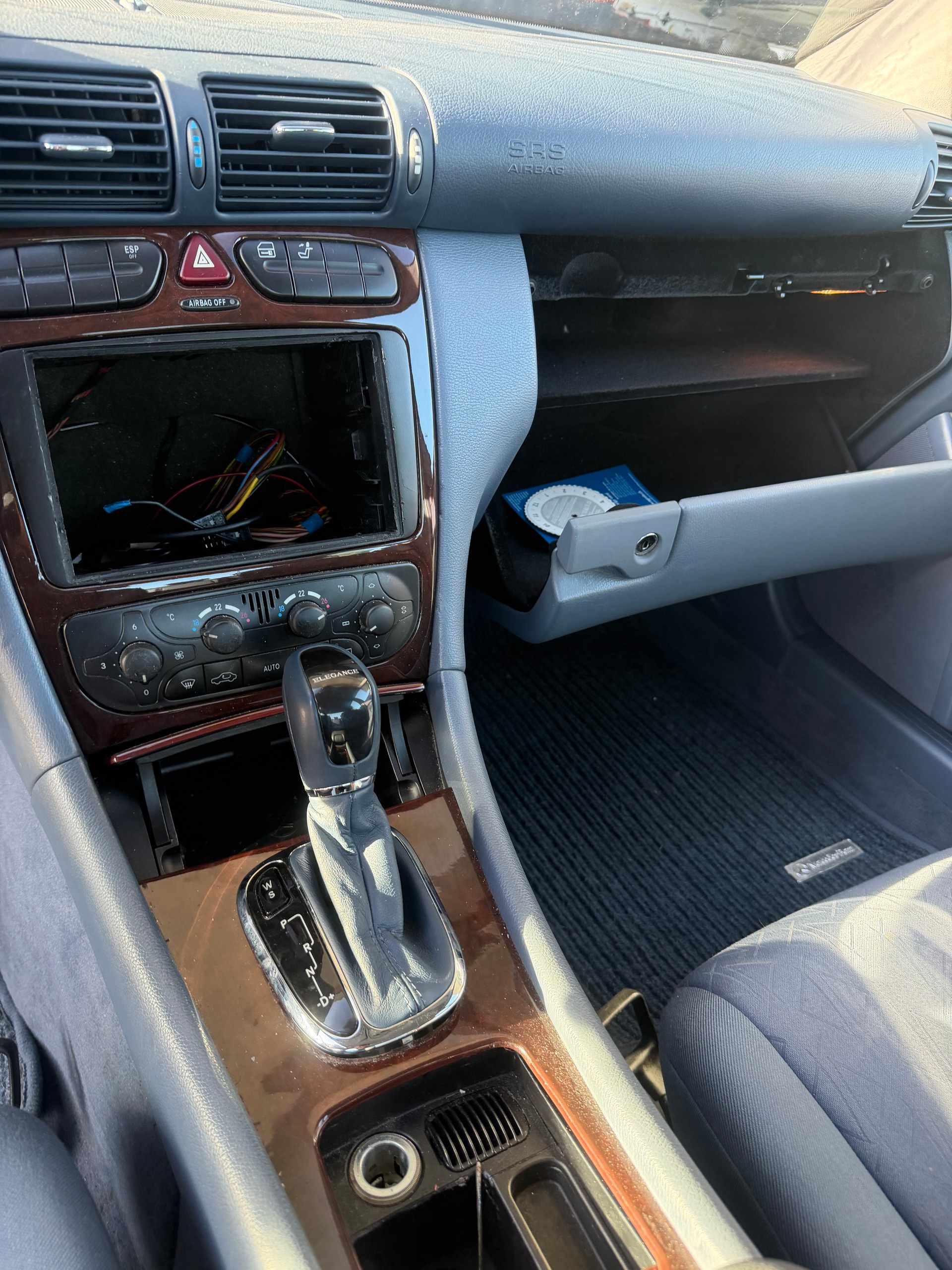 MERCEDES-BENZ C 200 Kompressor Elégance-image-8
