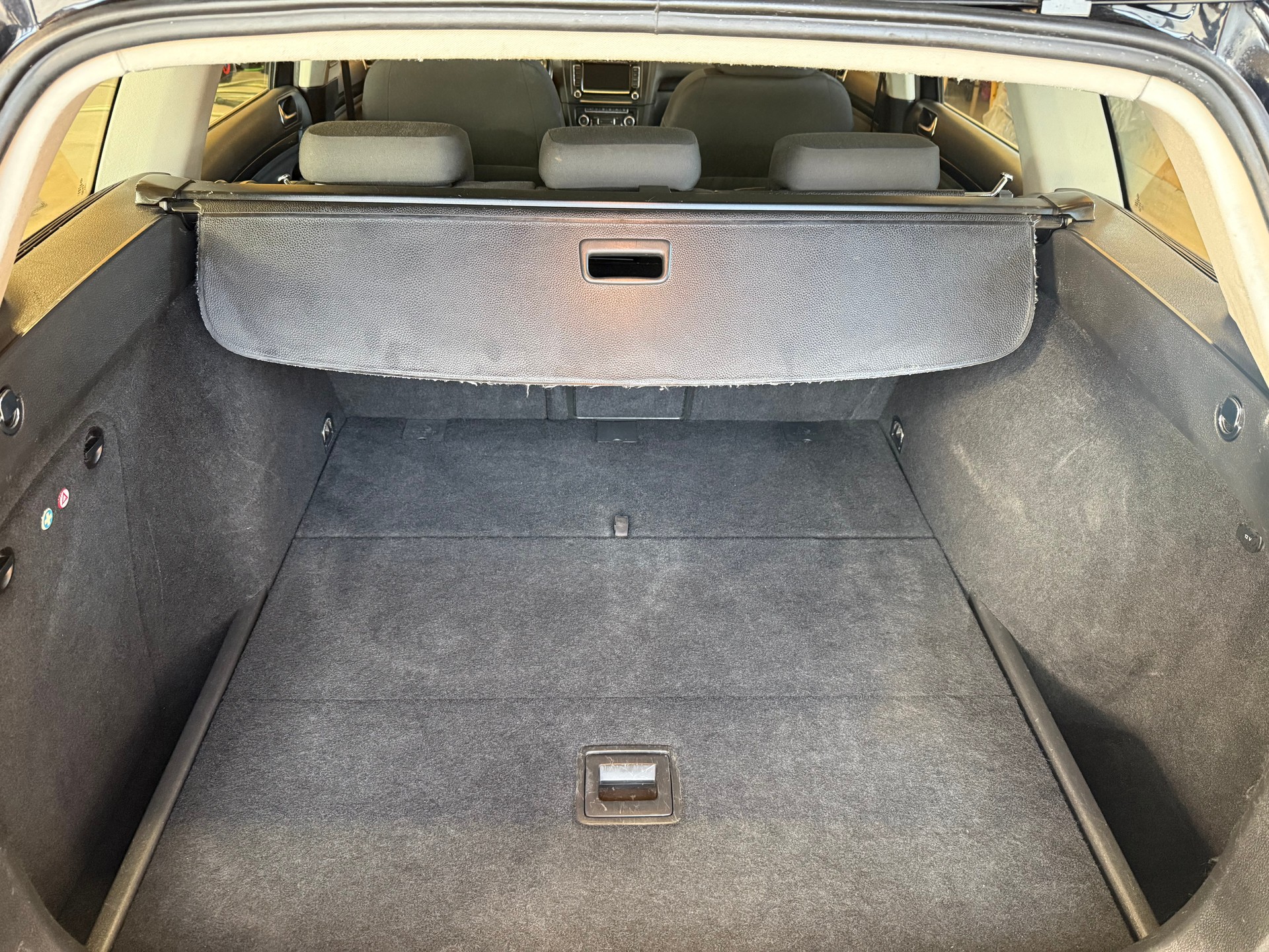 VW Golf Variant 1.6 TDI Team 4Motion-image-14
