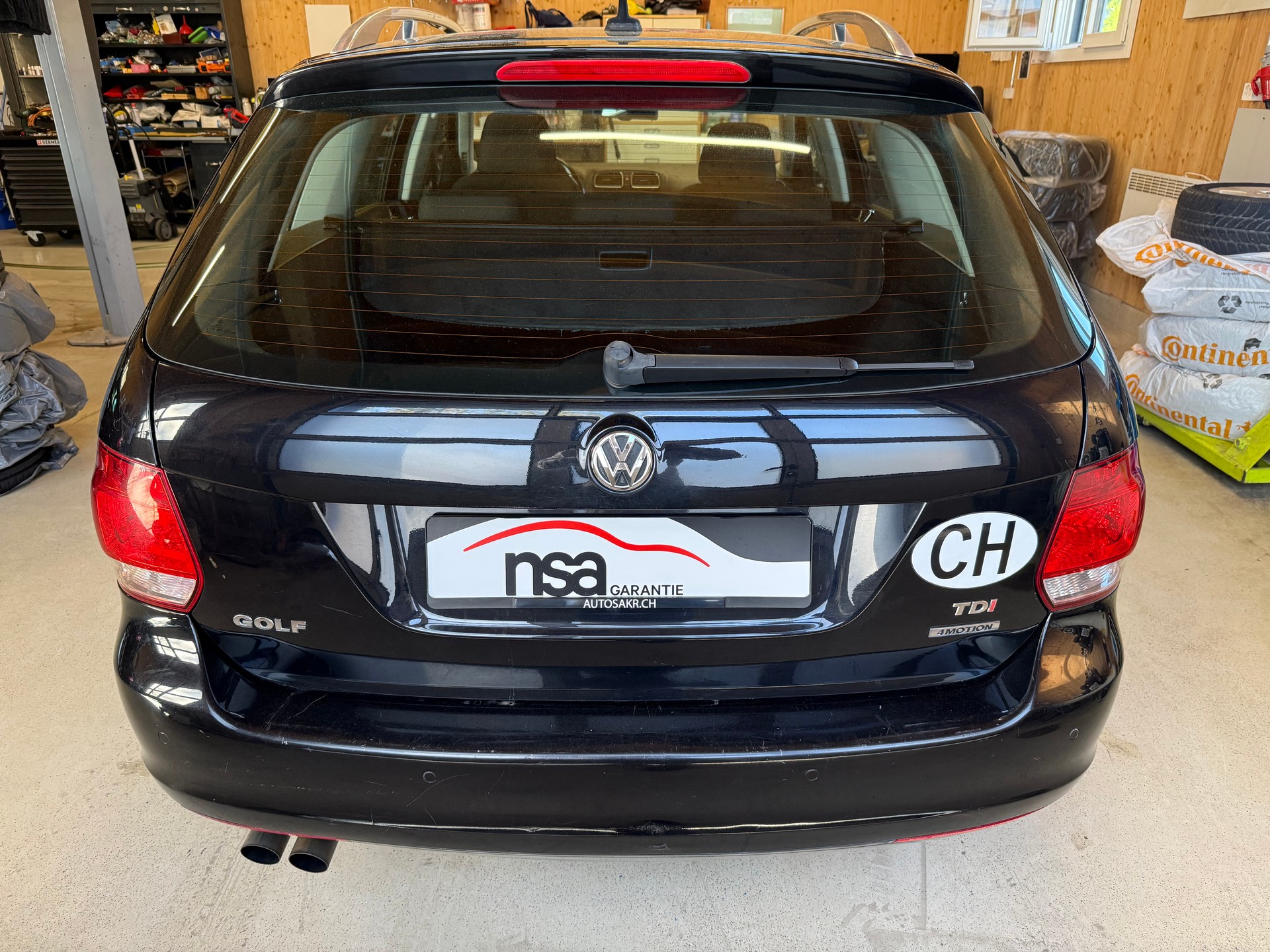 VW Golf Variant 1.6 TDI Team 4Motion-image-4