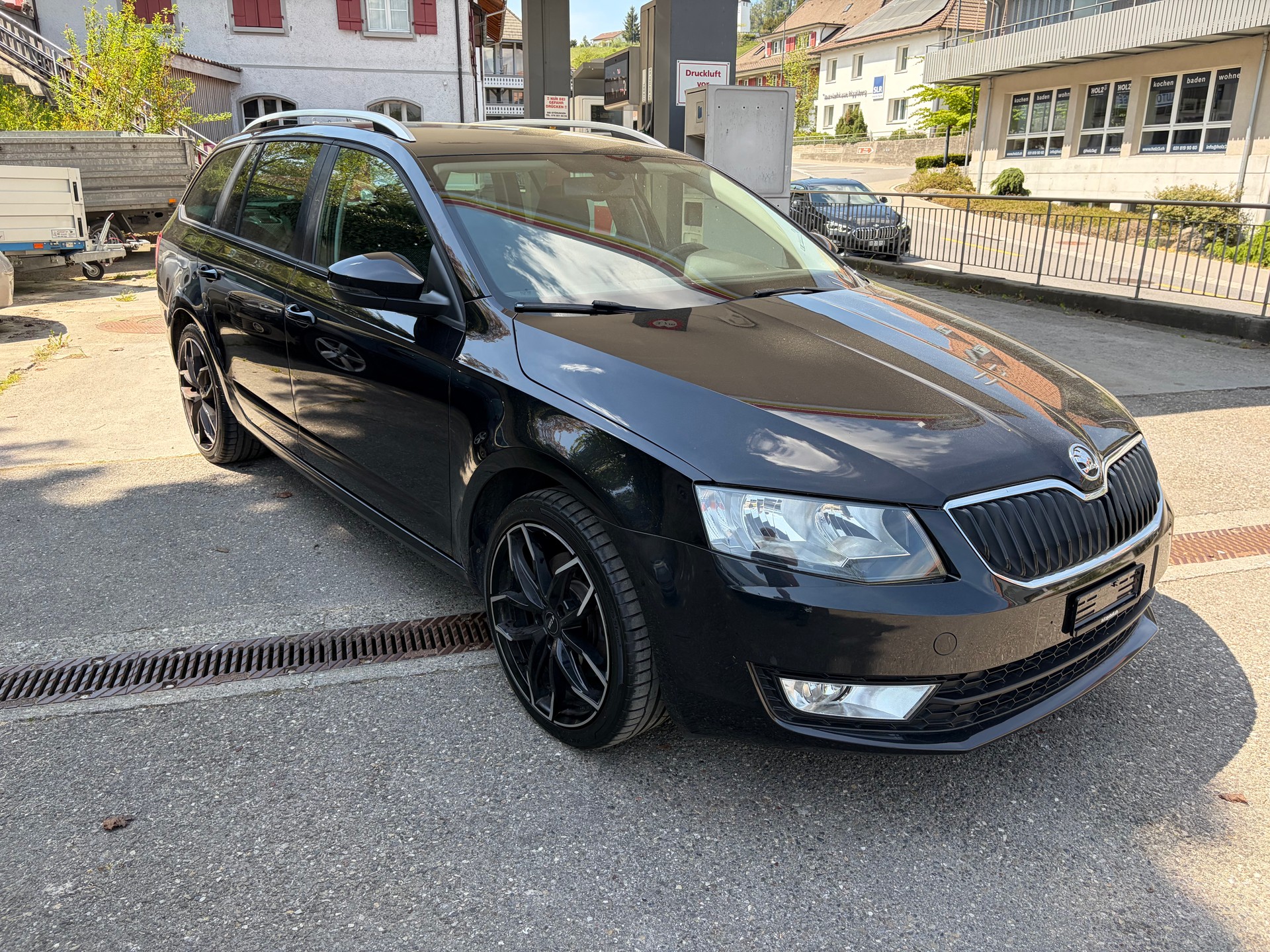 SKODA Octavia Combi 2.0 TDI Ambition 4x4 DSG-image-2