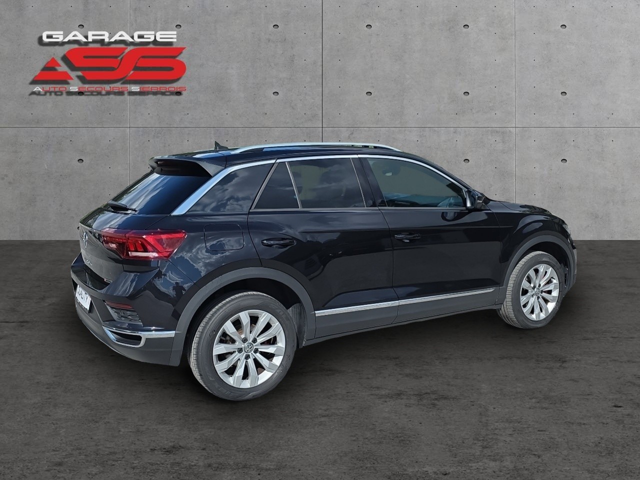 VW T-Roc 2.0 TSI Sport DSG 4Motion-image-1