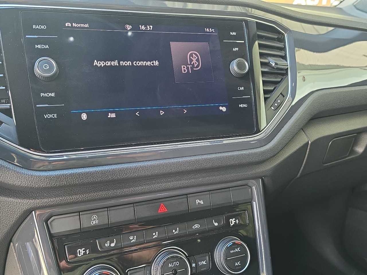 VW T-Roc 2.0 TSI Sport DSG 4Motion-image-11