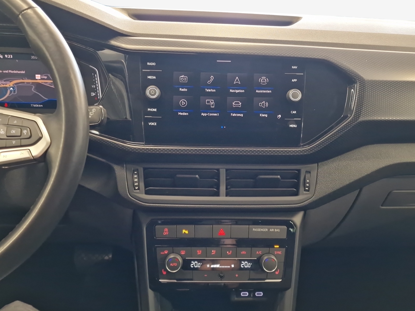 VW T-Cross 1.0 TSI Life DSG-image-15