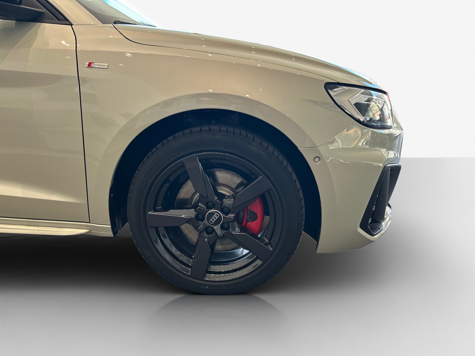 AUDI A1 Sportback 40 TFSI S Line S-tronic-image-15