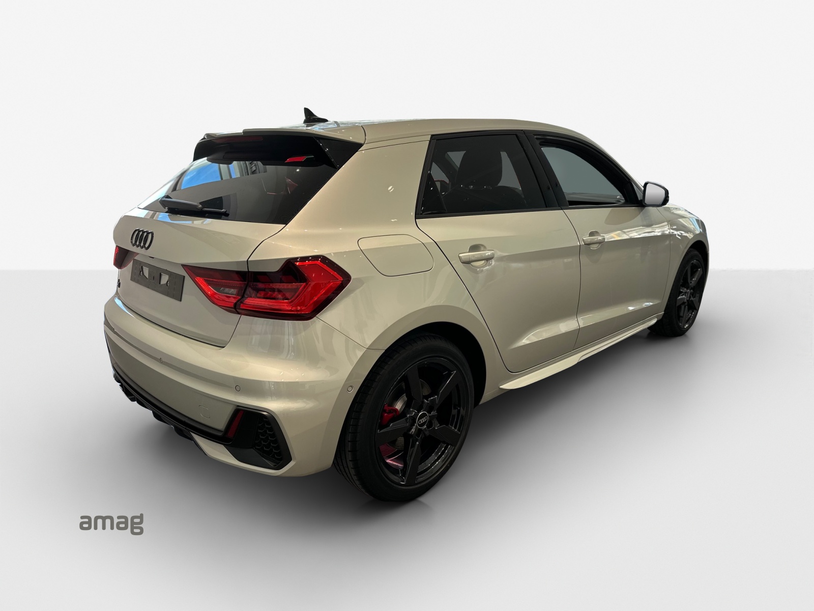 AUDI A1 Sportback 40 TFSI S Line S-tronic-image-4
