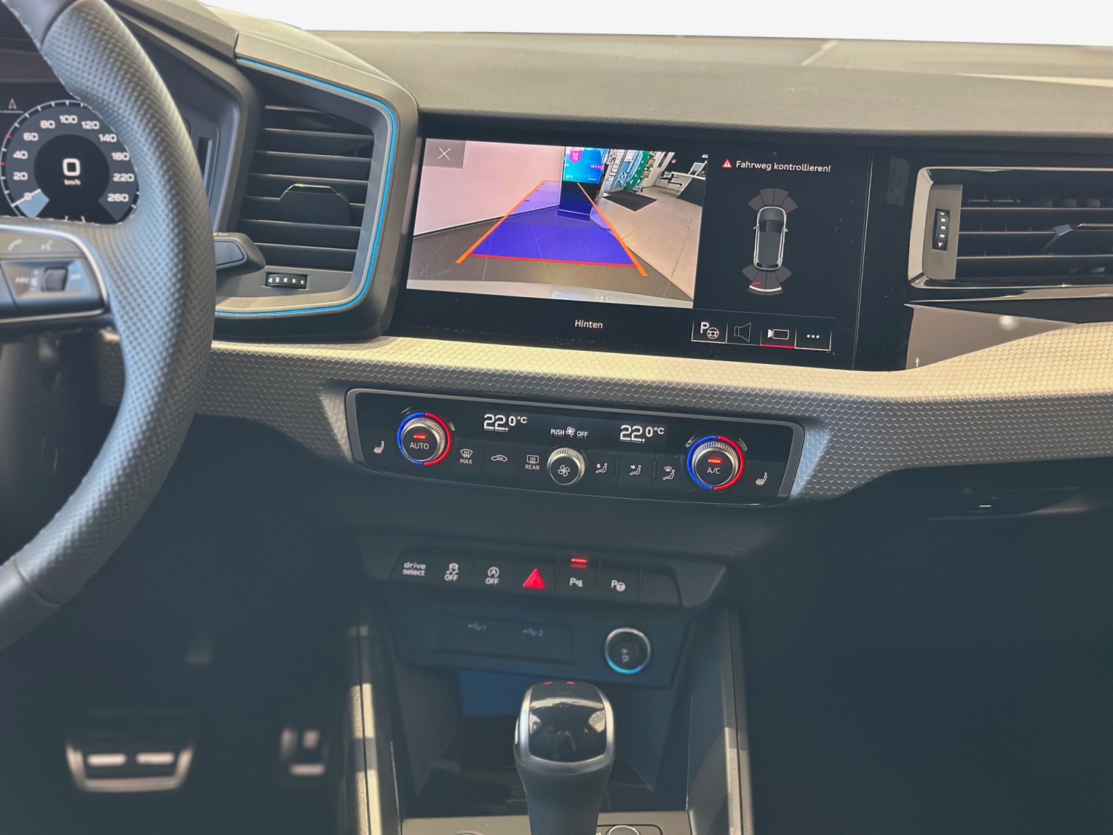 AUDI A1 Sportback 40 TFSI S Line S-tronic-image-10