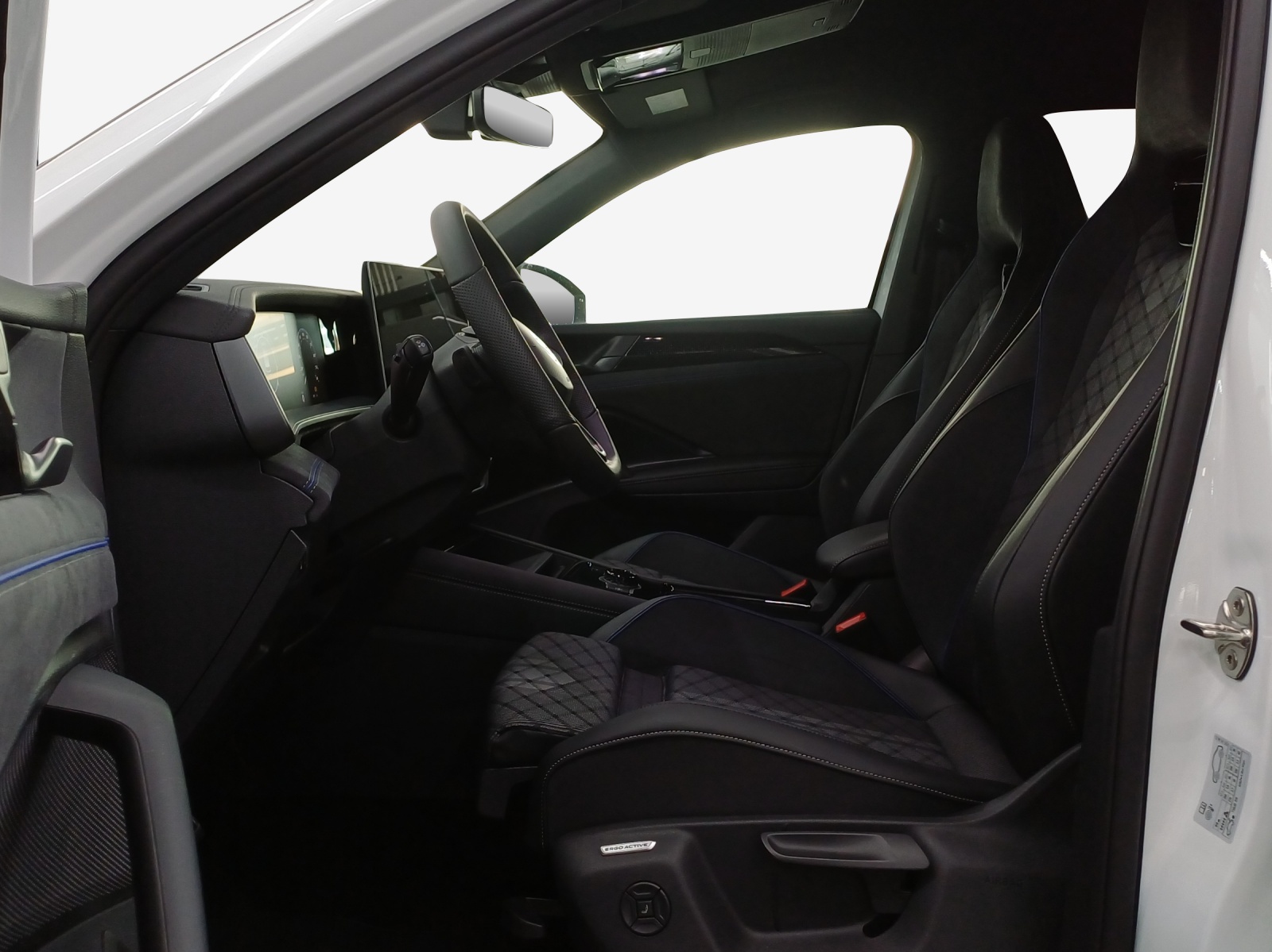 VW Tayron 2.0 TSI R-Line United DSG 4Motion-image-7