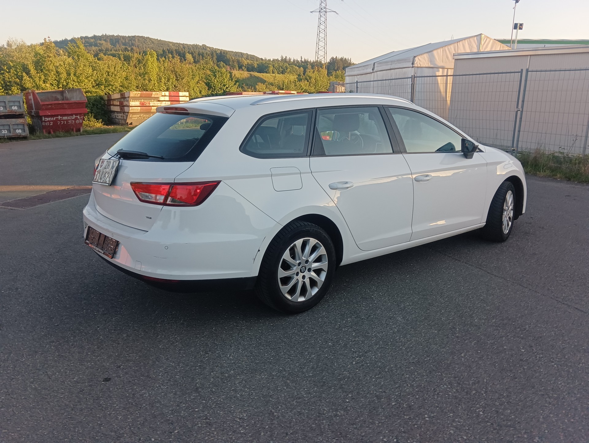 SEAT Leon ST 1.6 TDI Style DSG-image-5
