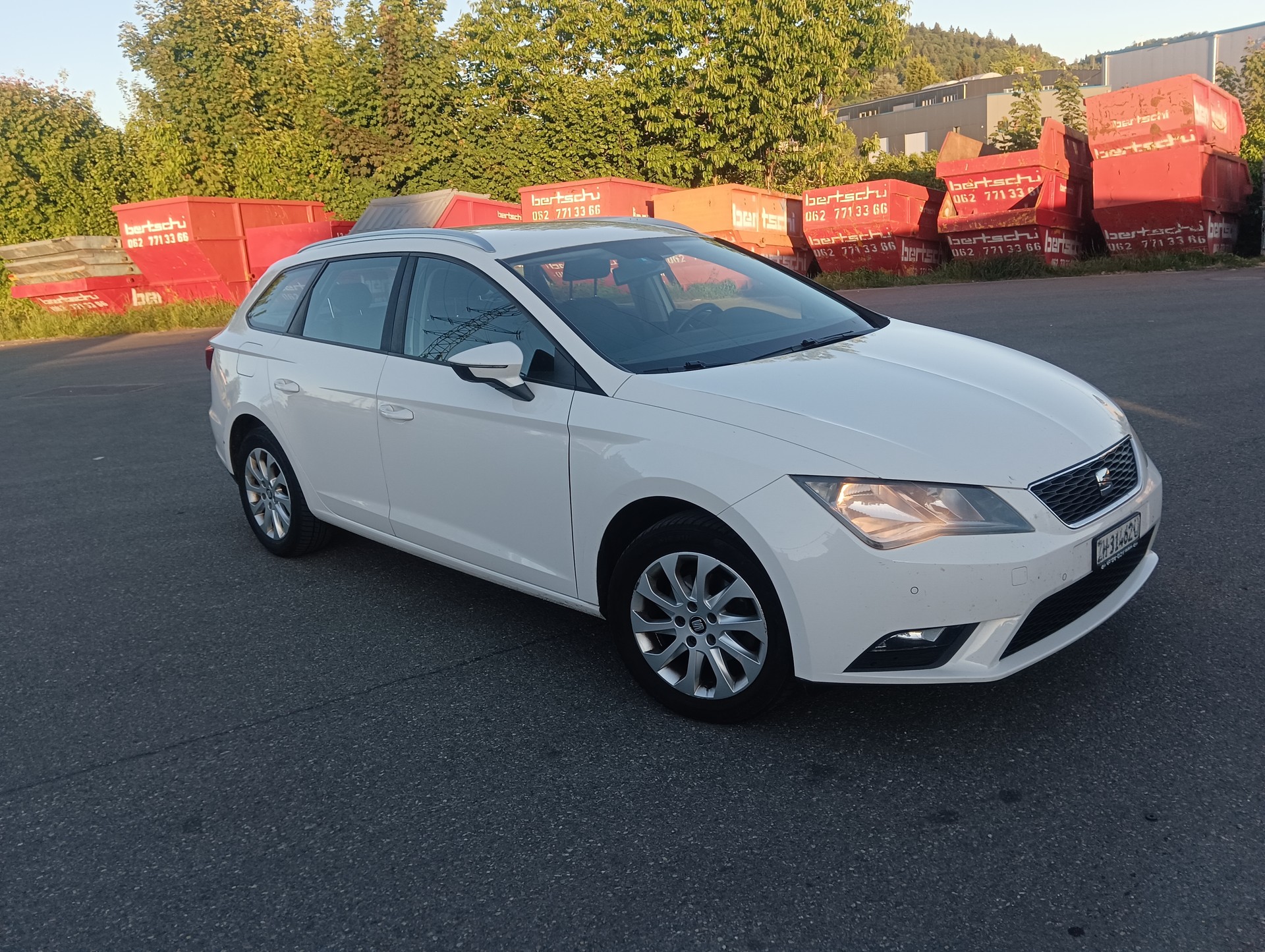 SEAT Leon ST 1.6 TDI Style DSG-image-6